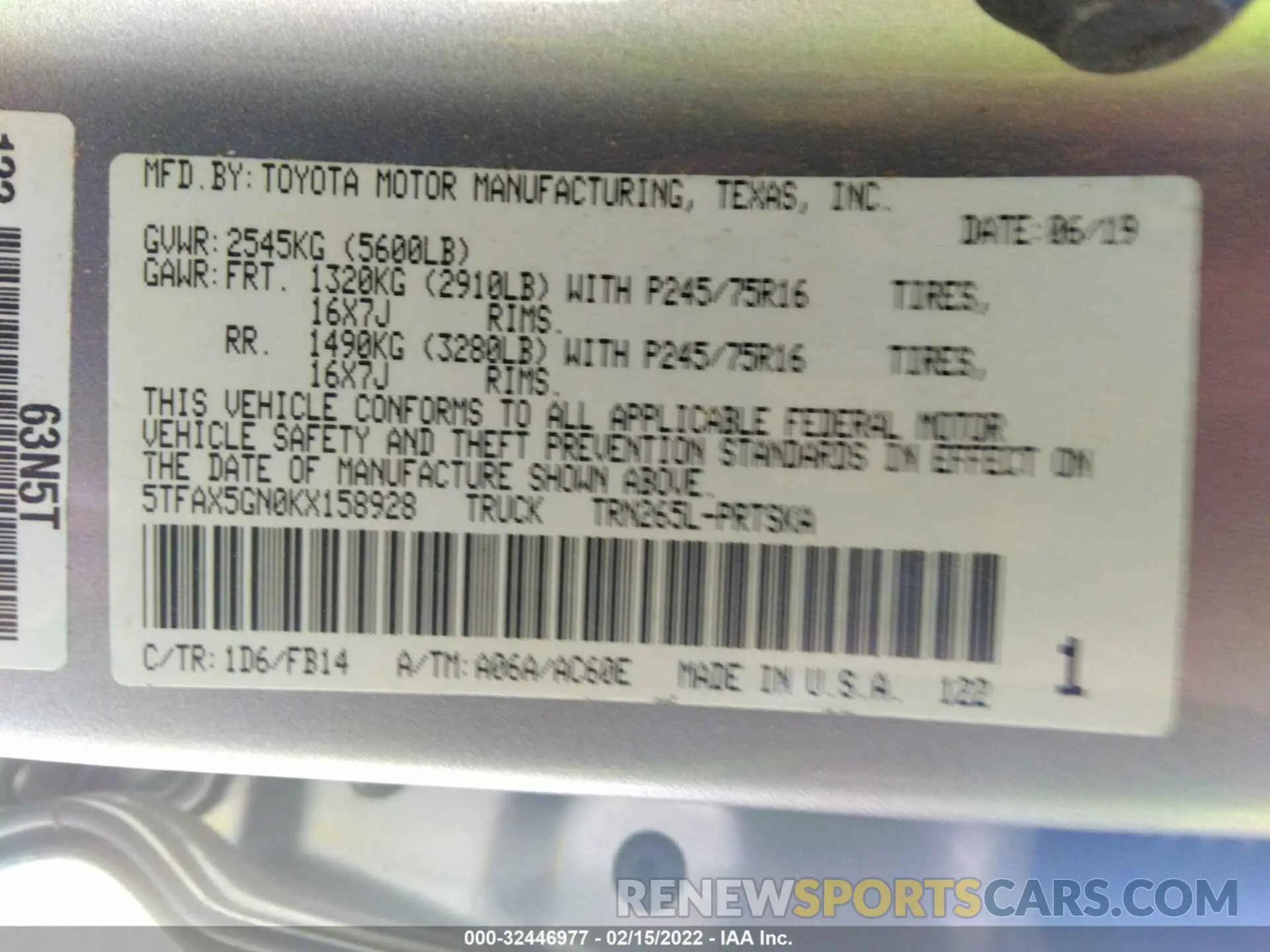9 fotografías del automóvil dañado 5TFAX5GN0KX158928 TOYOTA TACOMA 2WD 2019