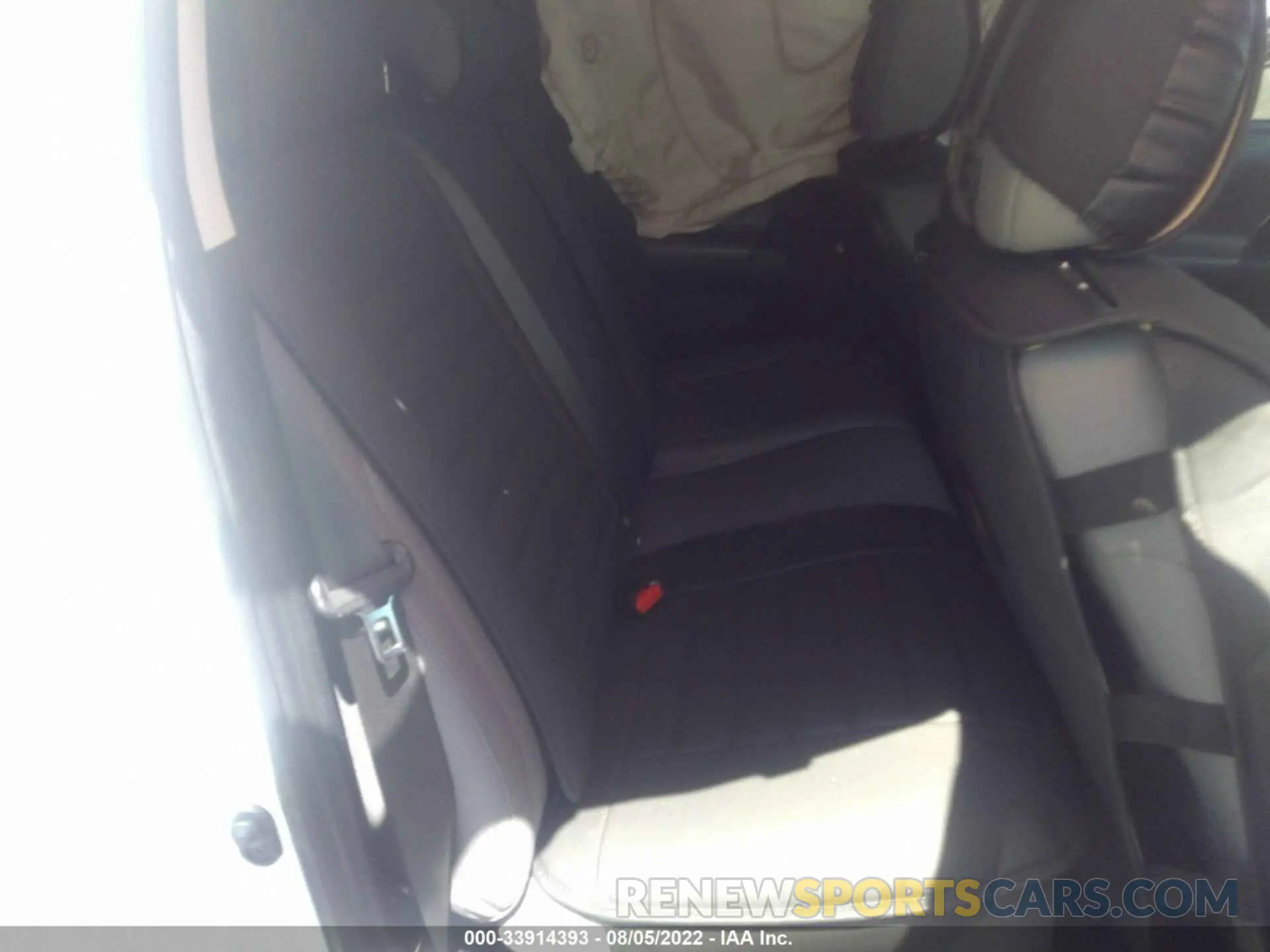 8 fotografías del automóvil dañado 5TFAX5GN2KX132394 TOYOTA TACOMA 2WD 2019