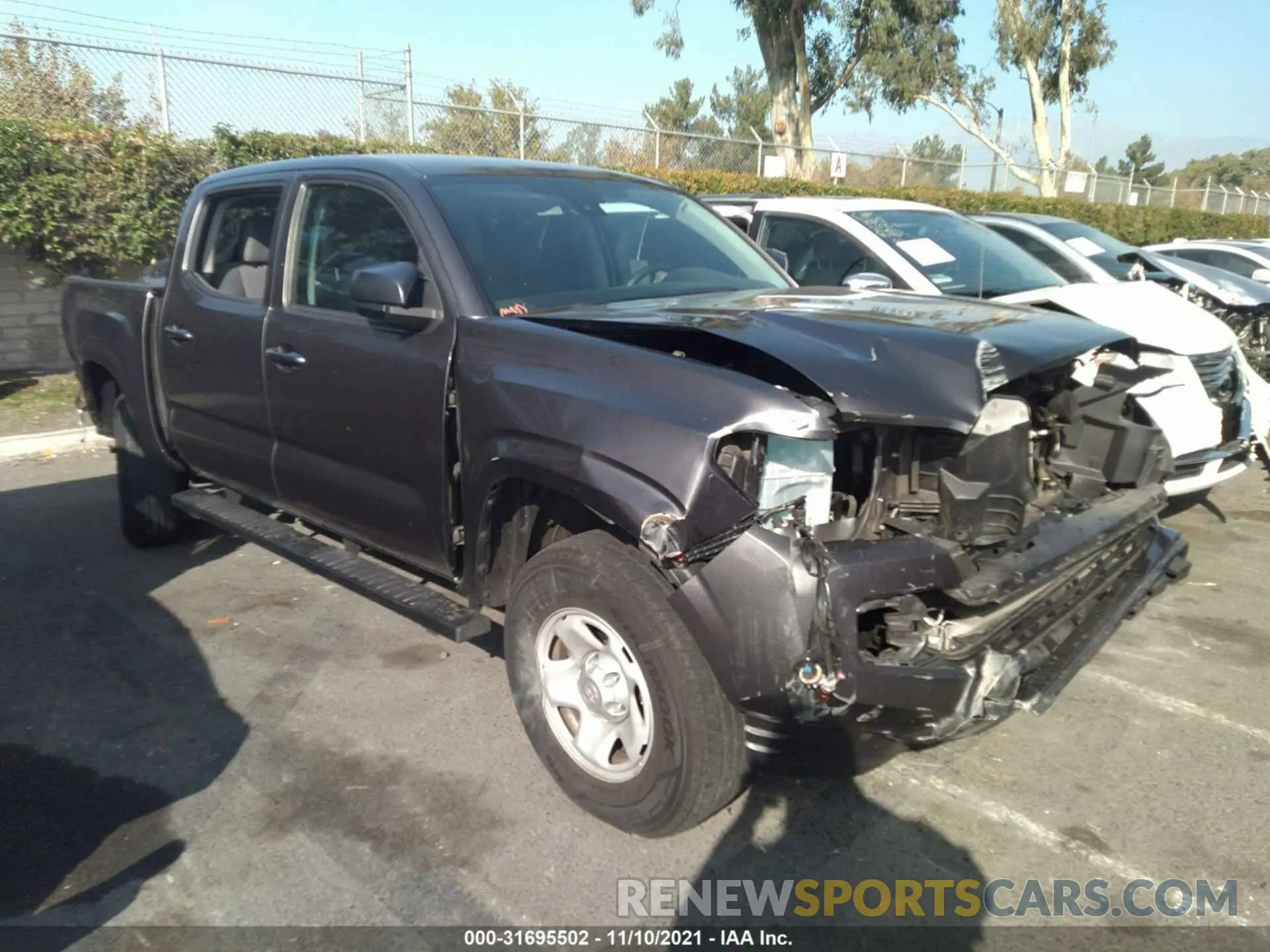 1 fotografías del automóvil dañado 5TFAX5GN9KX153355 TOYOTA TACOMA 2WD 2019
