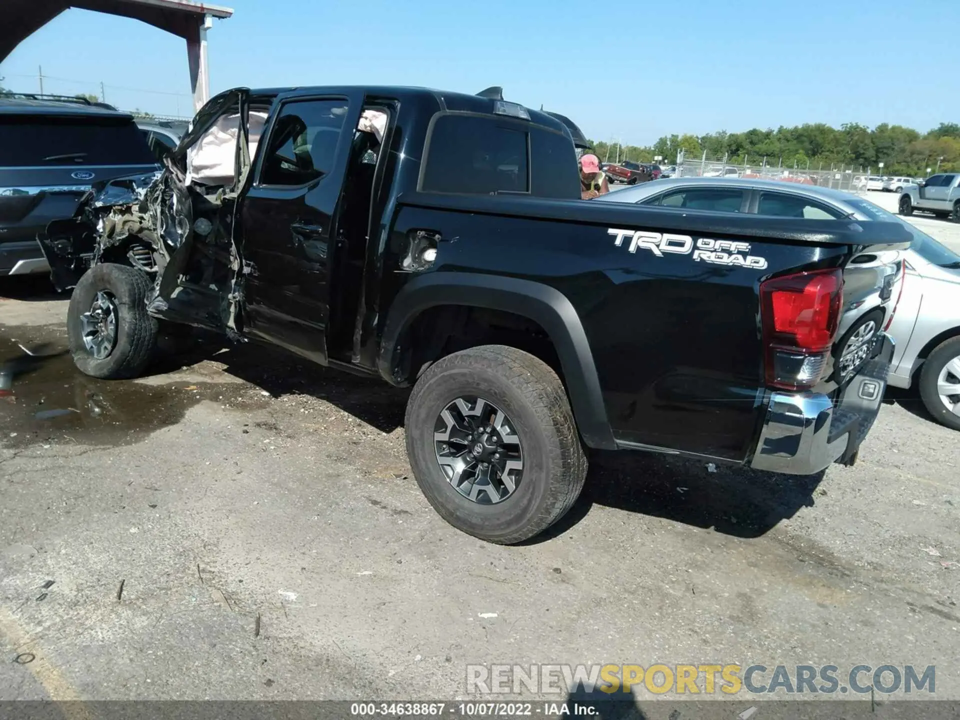 3 fotografías del automóvil dañado 5TFAZ5CN0KX080988 TOYOTA TACOMA 2WD 2019