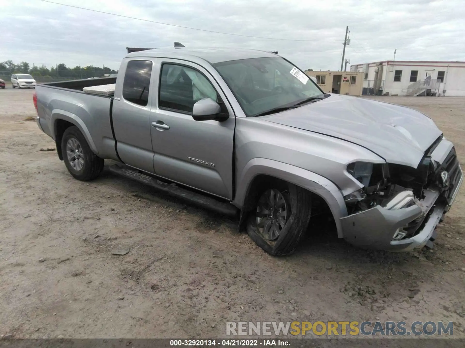 1 fotografías del automóvil dañado 5TFRX5GN0KX153621 TOYOTA TACOMA 2WD 2019
