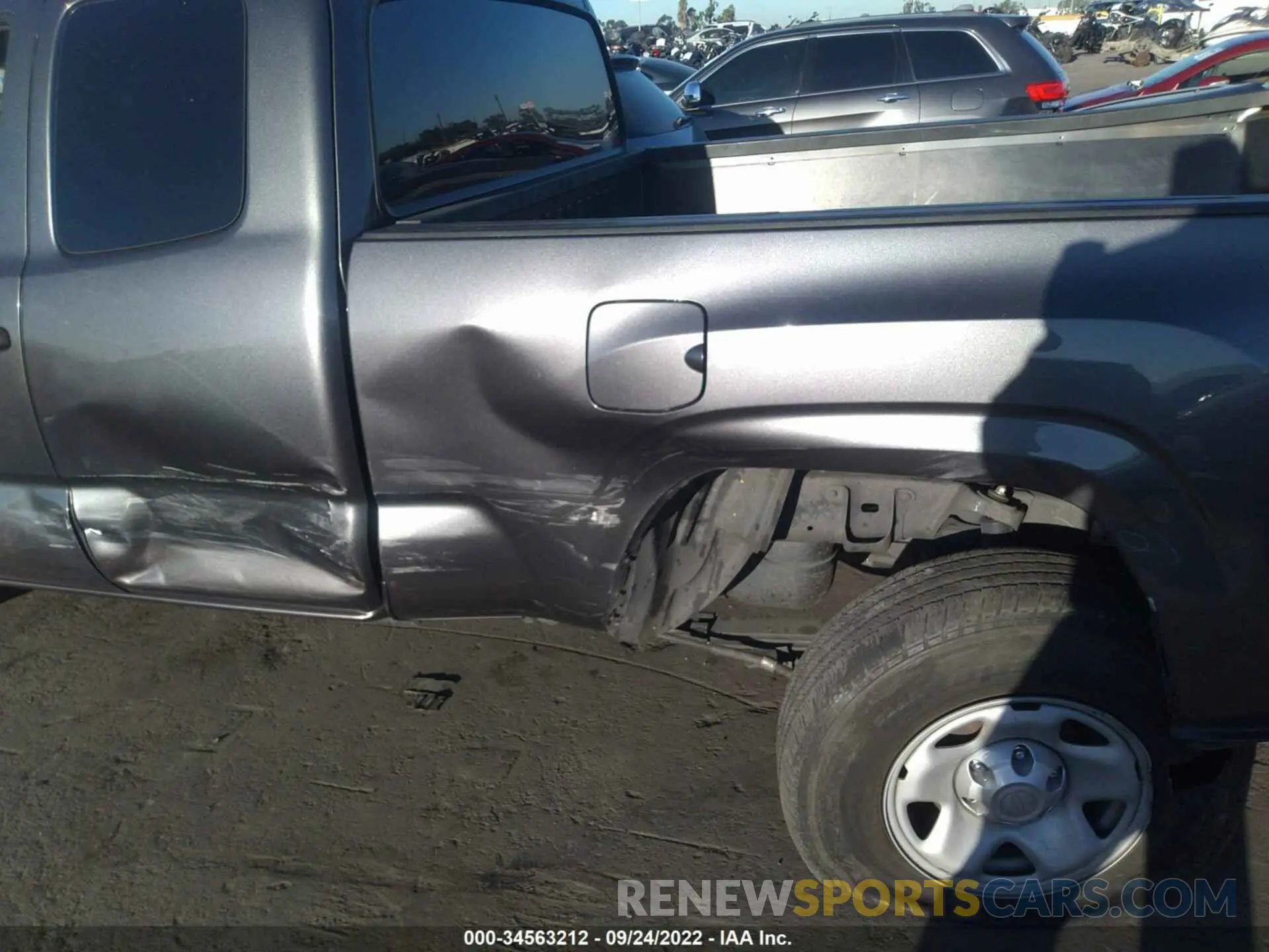 6 fotografías del automóvil dañado 5TFRX5GN1KX153062 TOYOTA TACOMA 2WD 2019