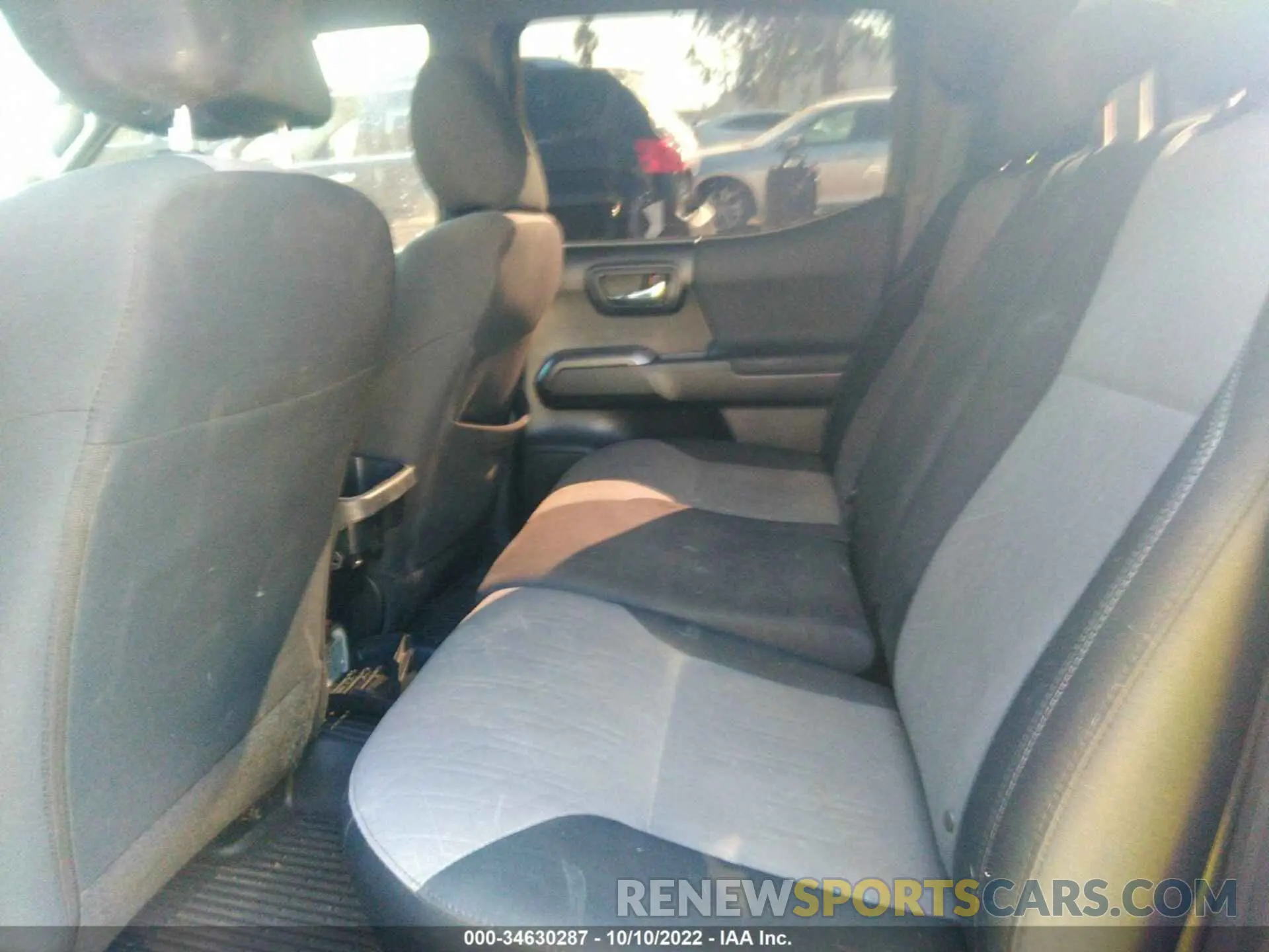 8 fotografías del automóvil dañado 3TMAZ5CN0LM121708 TOYOTA TACOMA 2WD 2020