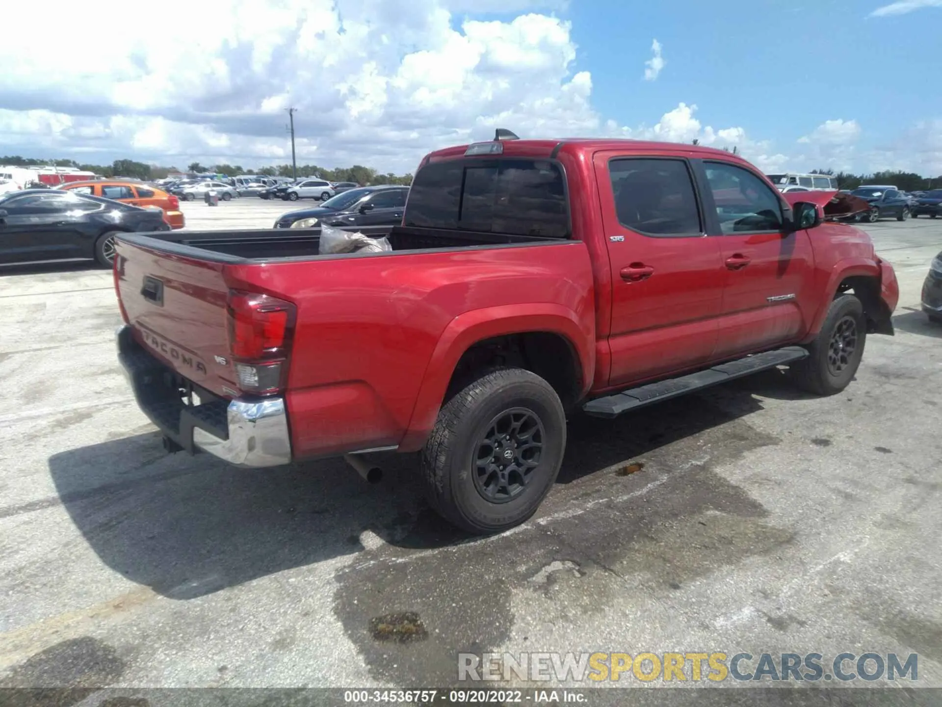 4 fotografías del automóvil dañado 3TMAZ5CN2LM130264 TOYOTA TACOMA 2WD 2020