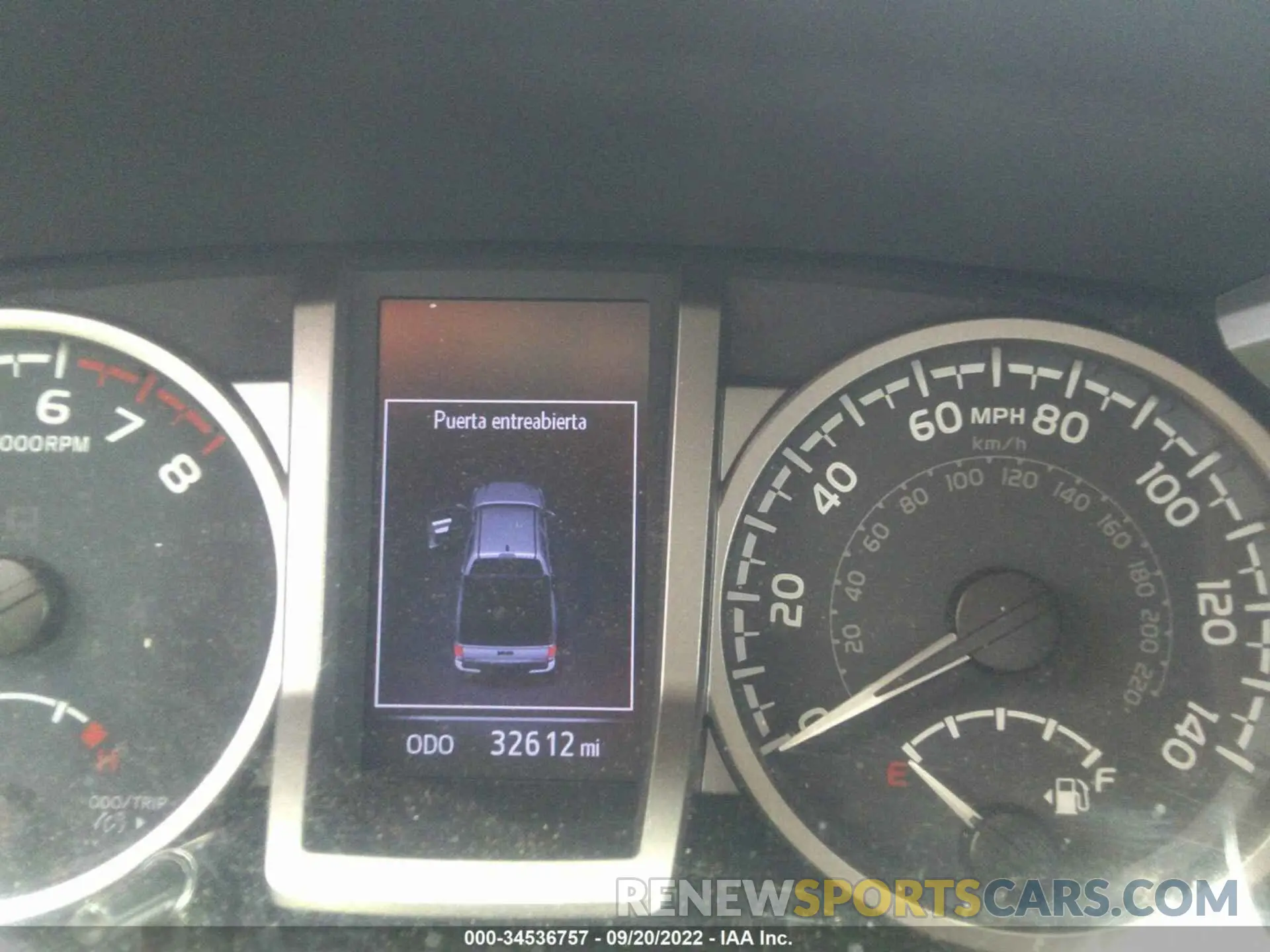 7 fotografías del automóvil dañado 3TMAZ5CN2LM130264 TOYOTA TACOMA 2WD 2020