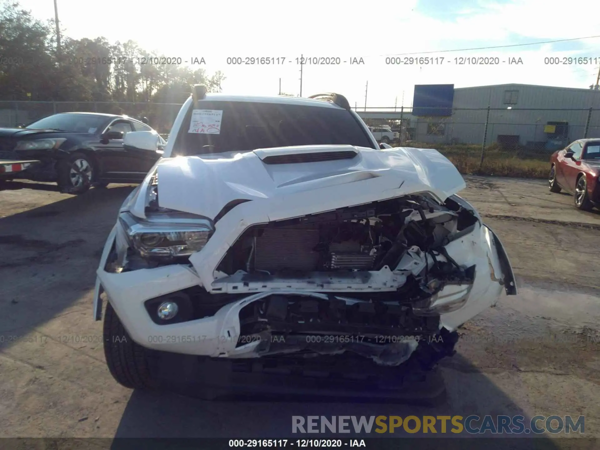 6 fotografías del automóvil dañado 3TMAZ5CN7LM124198 TOYOTA TACOMA 2WD 2020