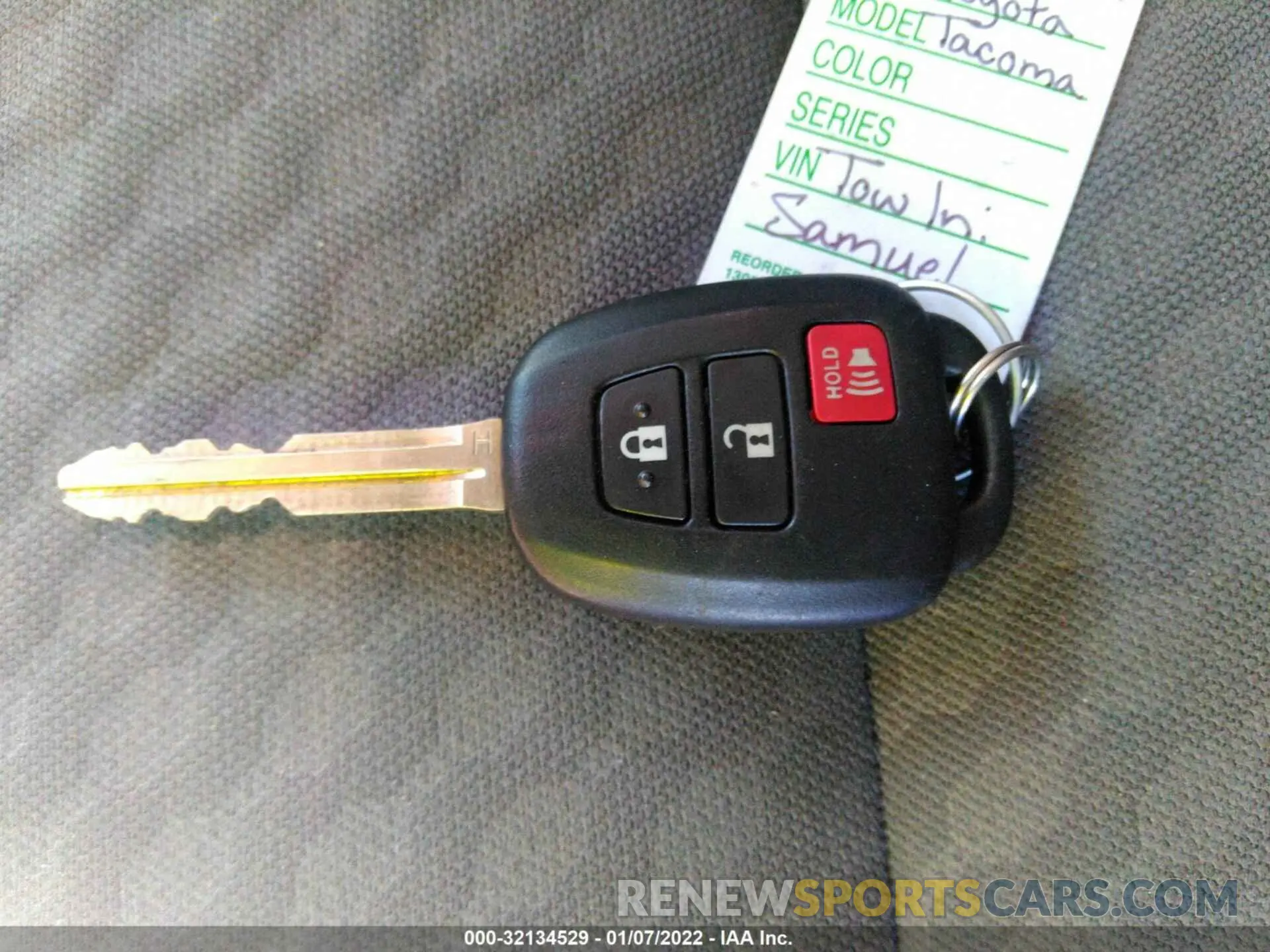 11 fotografías del automóvil dañado 3TMAZ5CN7LM126517 TOYOTA TACOMA 2WD 2020