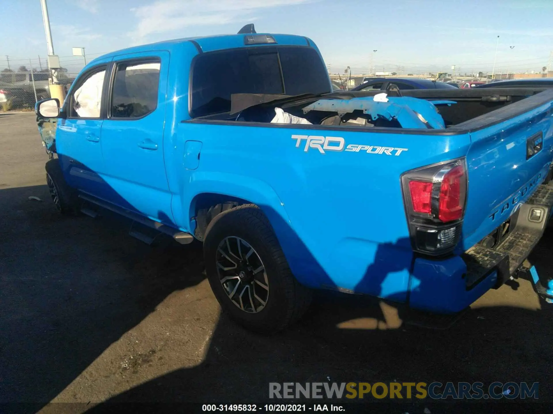 3 fotografías del automóvil dañado 3TMAZ5CN7LM136609 TOYOTA TACOMA 2WD 2020