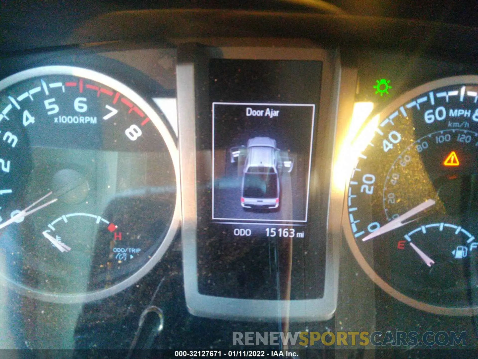 7 fotografías del automóvil dañado 5TFAX5GN4LX187916 TOYOTA TACOMA 2WD 2020