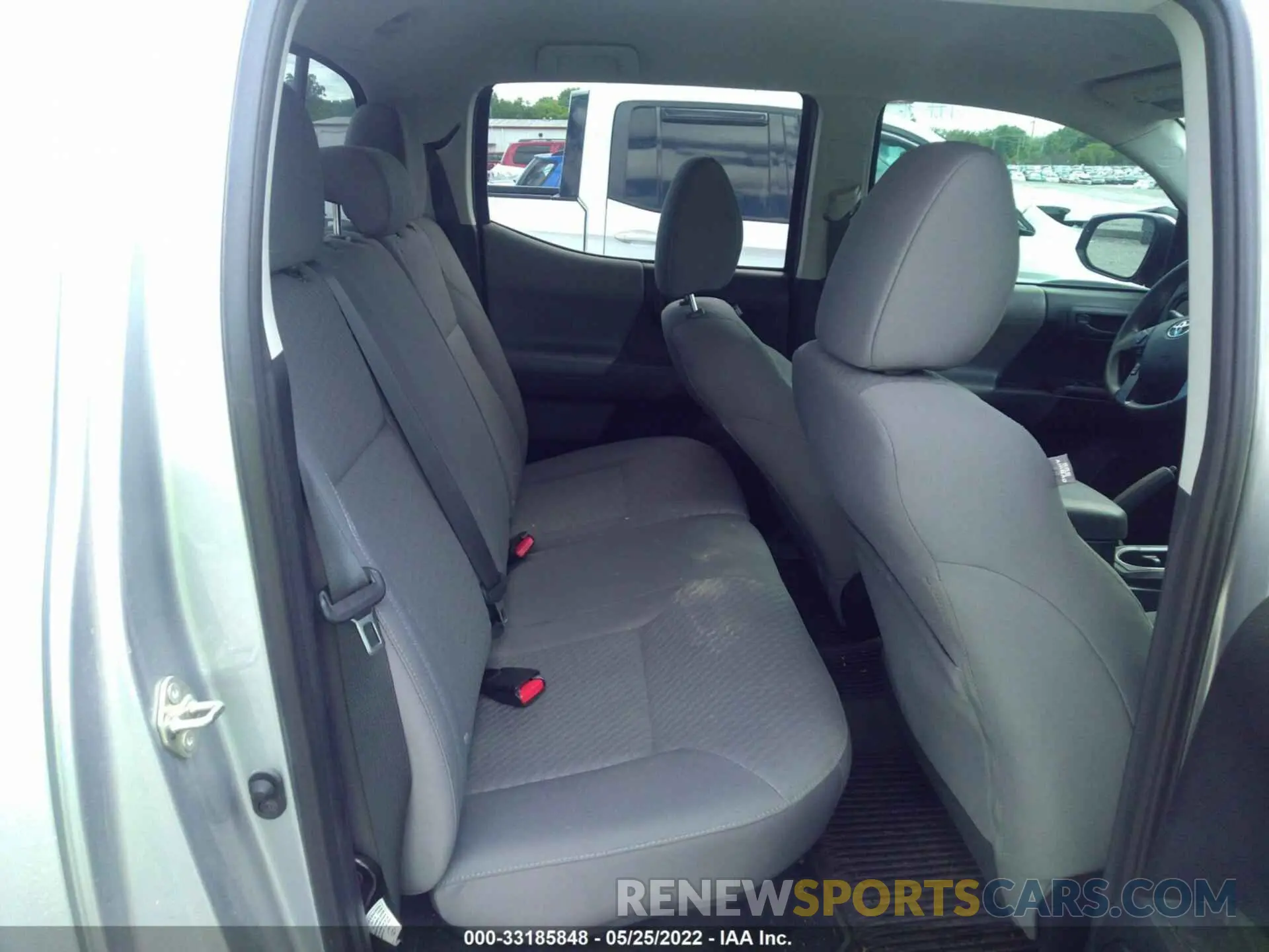8 fotografías del automóvil dañado 5TFAX5GN9LX166253 TOYOTA TACOMA 2WD 2020