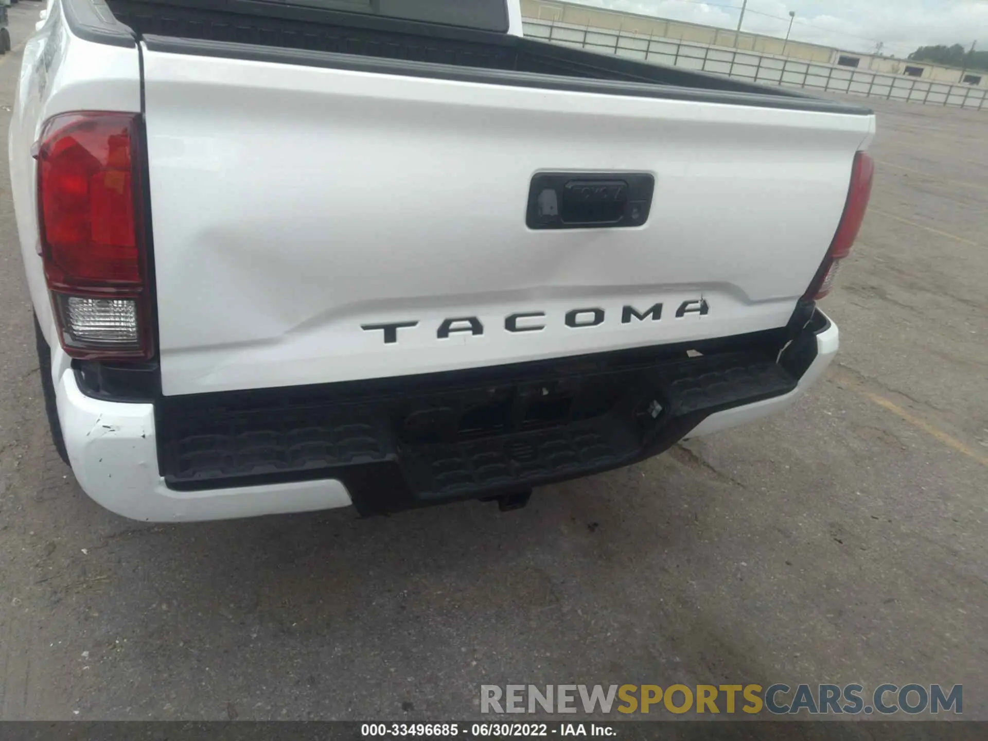 6 fotografías del automóvil dañado 5TFAX5GN9LX187605 TOYOTA TACOMA 2WD 2020