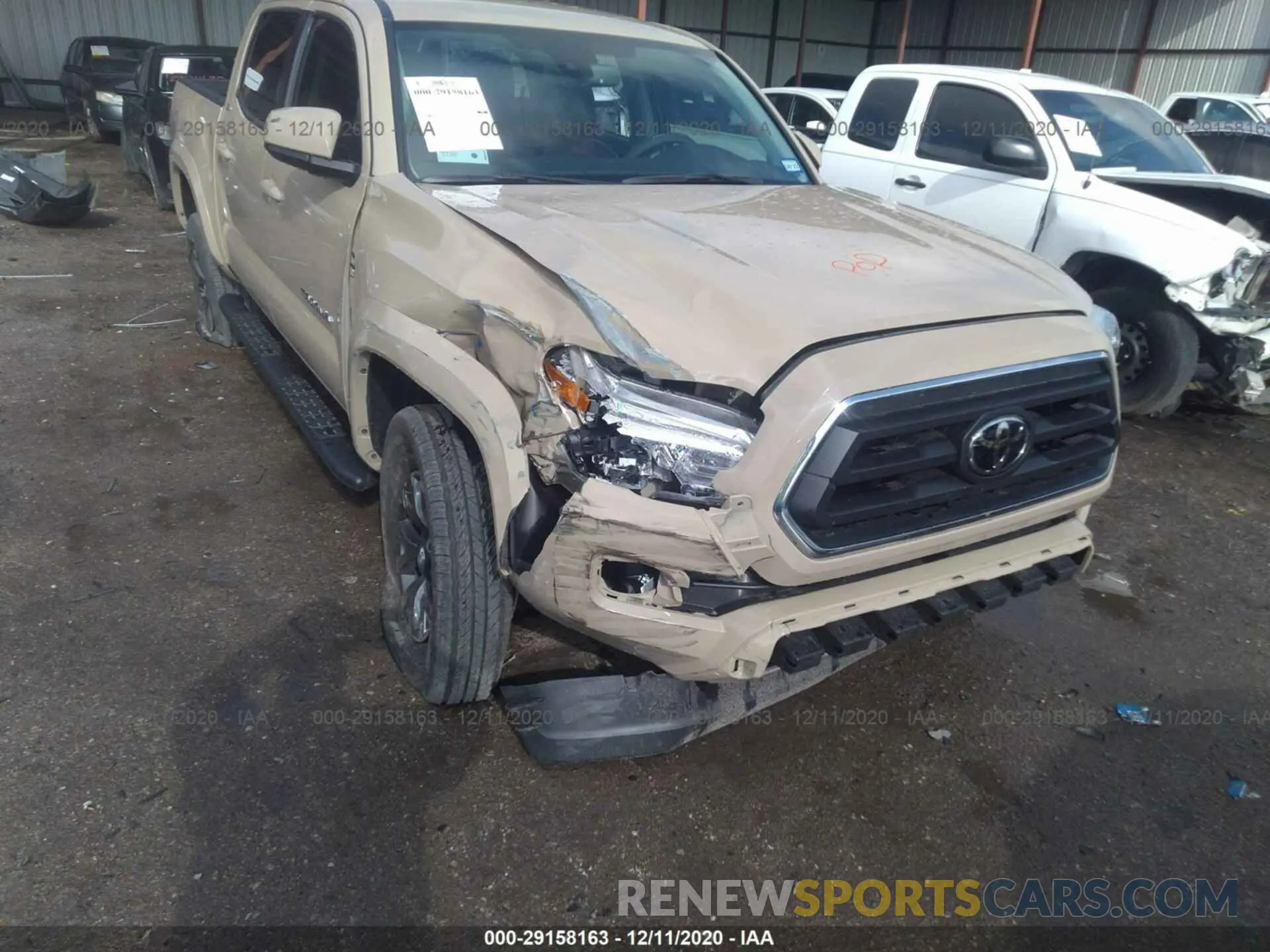 6 fotografías del automóvil dañado 5TFAZ5CN1LX093685 TOYOTA TACOMA 2WD 2020