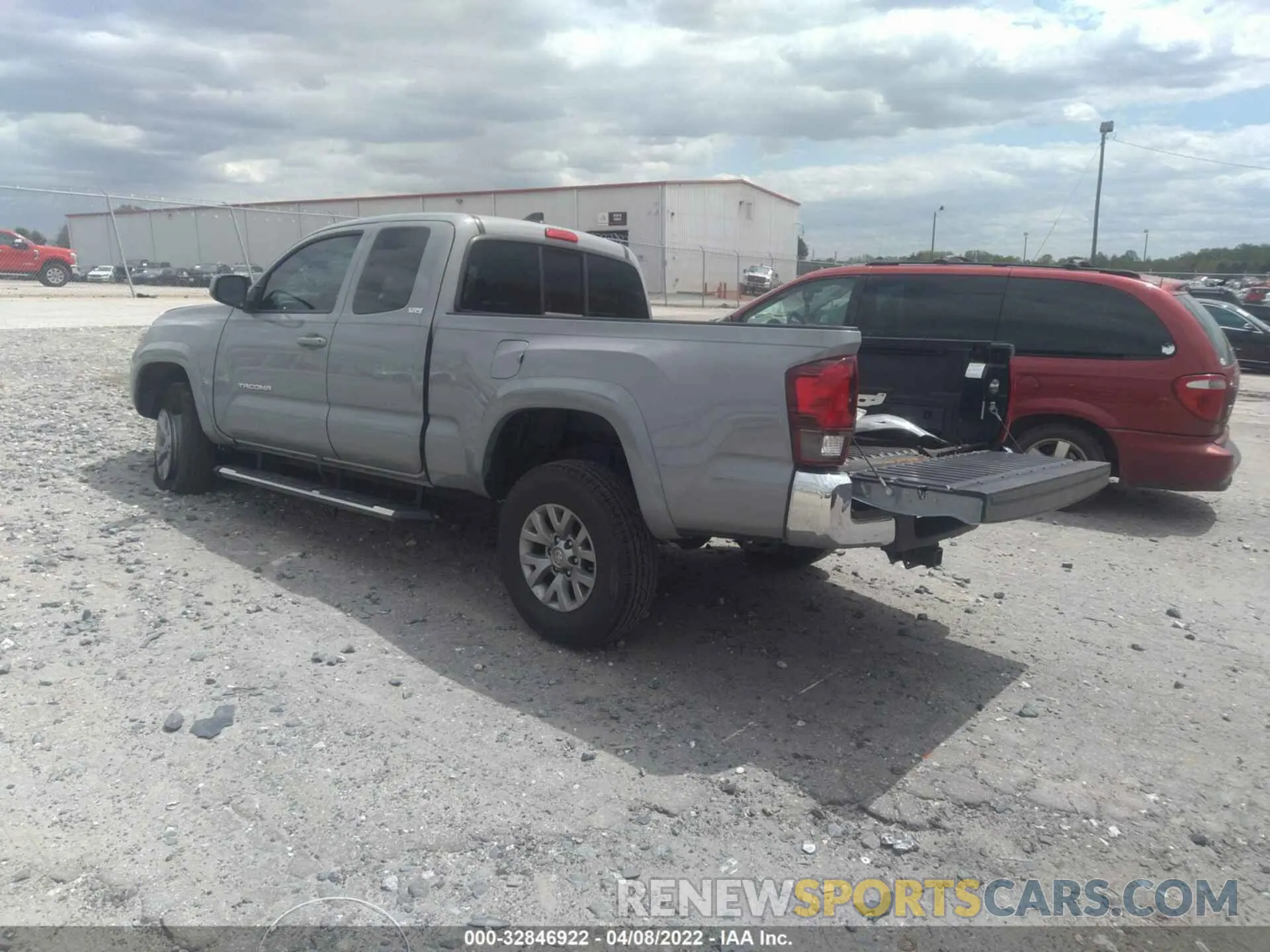3 fotografías del automóvil dañado 5TFRZ5CN5LX088847 TOYOTA TACOMA 2WD 2020