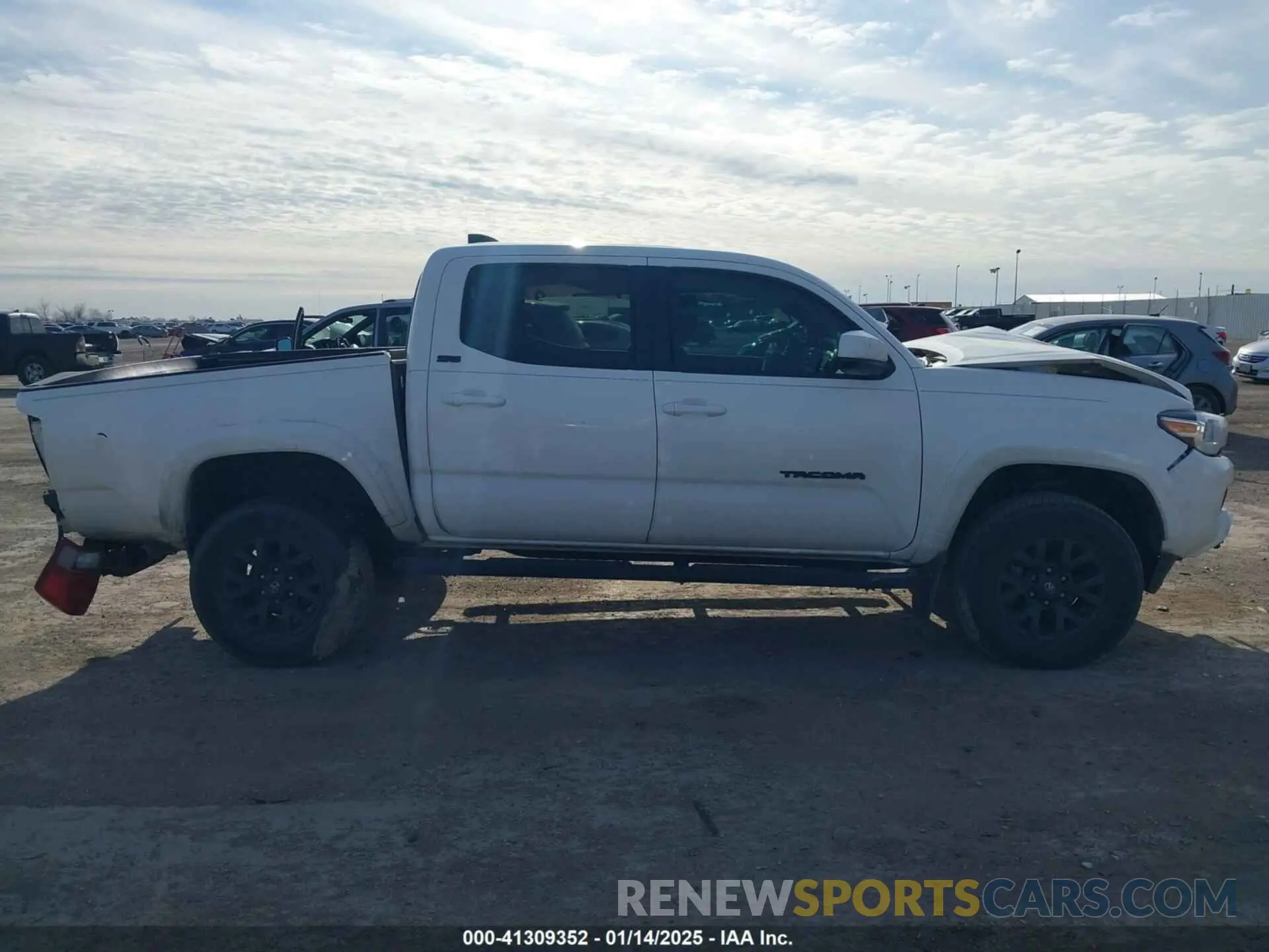 13 fotografías del automóvil dañado 3TMAZ5CN0MM151647 TOYOTA TACOMA 2WD 2021