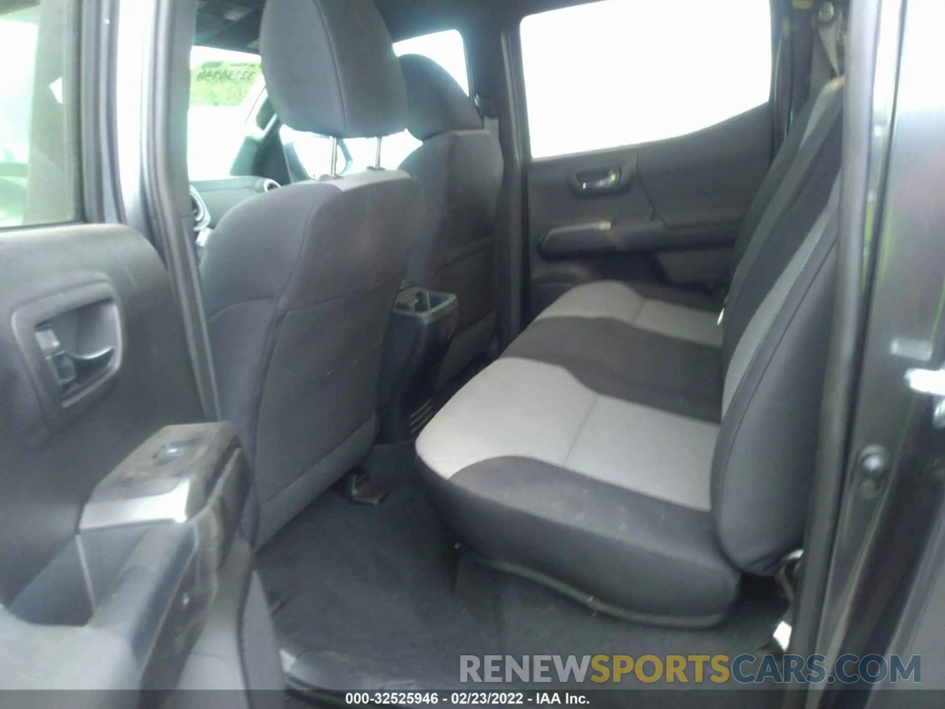 8 fotografías del automóvil dañado 3TMAZ5CN8MM145143 TOYOTA TACOMA 2WD 2021