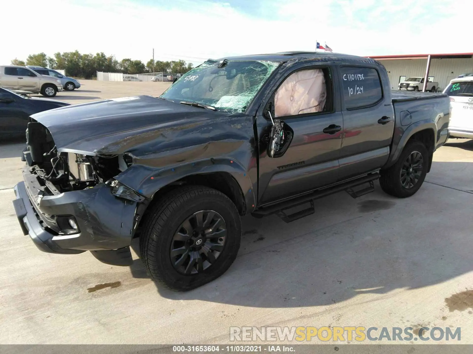 2 fotografías del automóvil dañado 3TMEZ5CN2MM147228 TOYOTA TACOMA 2WD 2021