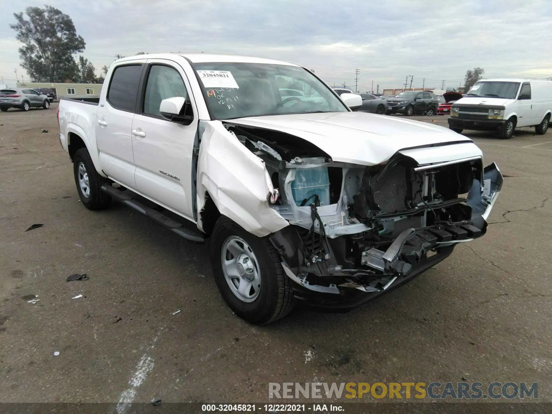 1 fotografías del automóvil dañado 3TYAX5GN0MT011764 TOYOTA TACOMA 2WD 2021