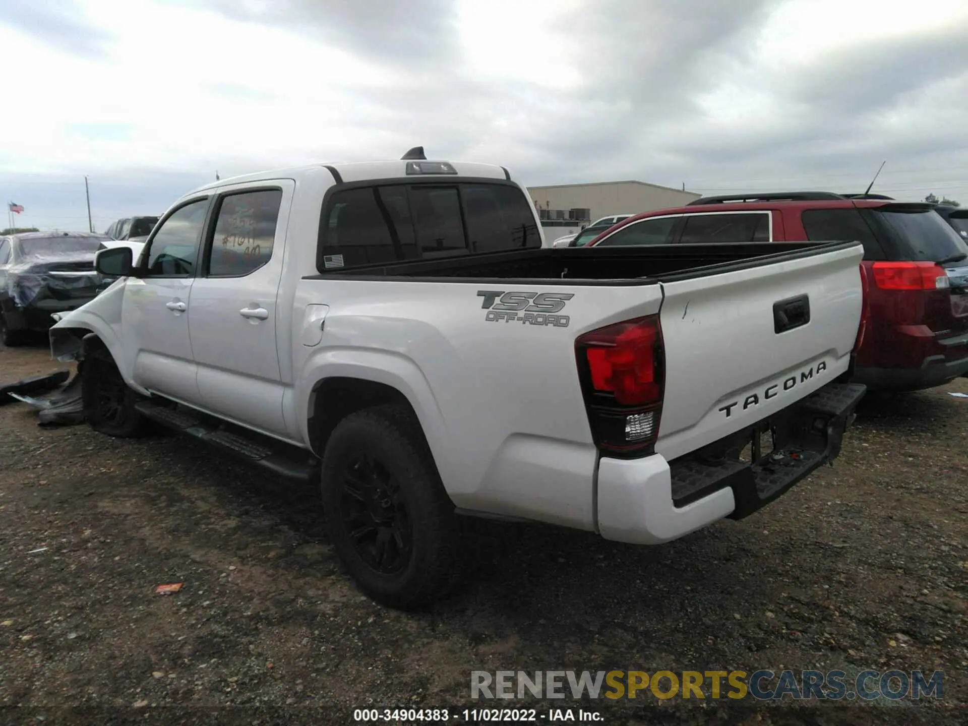 3 fotografías del automóvil dañado 3TYAX5GN5MT021710 TOYOTA TACOMA 2WD 2021