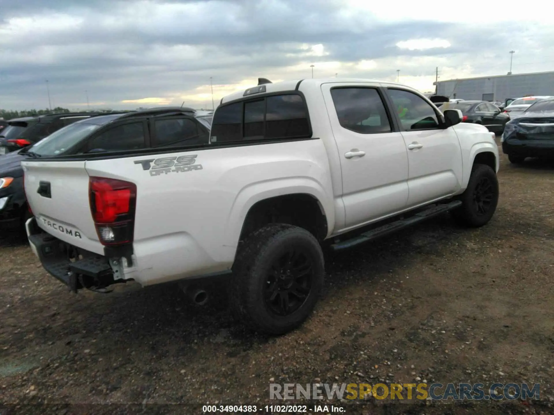 4 fotografías del automóvil dañado 3TYAX5GN5MT021710 TOYOTA TACOMA 2WD 2021