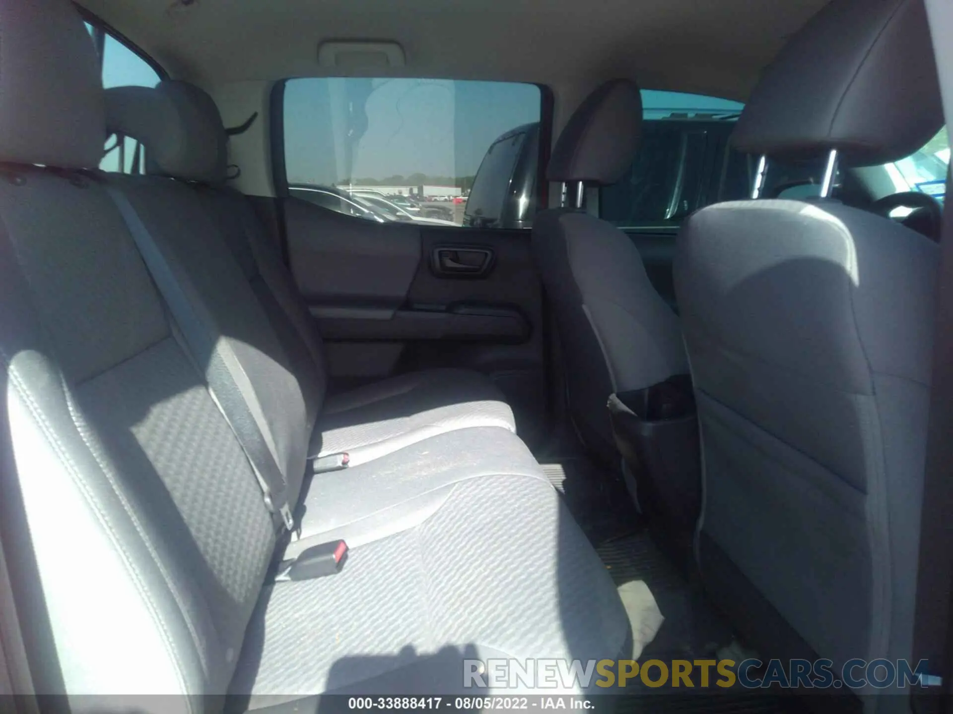 8 fotografías del automóvil dañado 3TYAX5GN7MT025919 TOYOTA TACOMA 2WD 2021