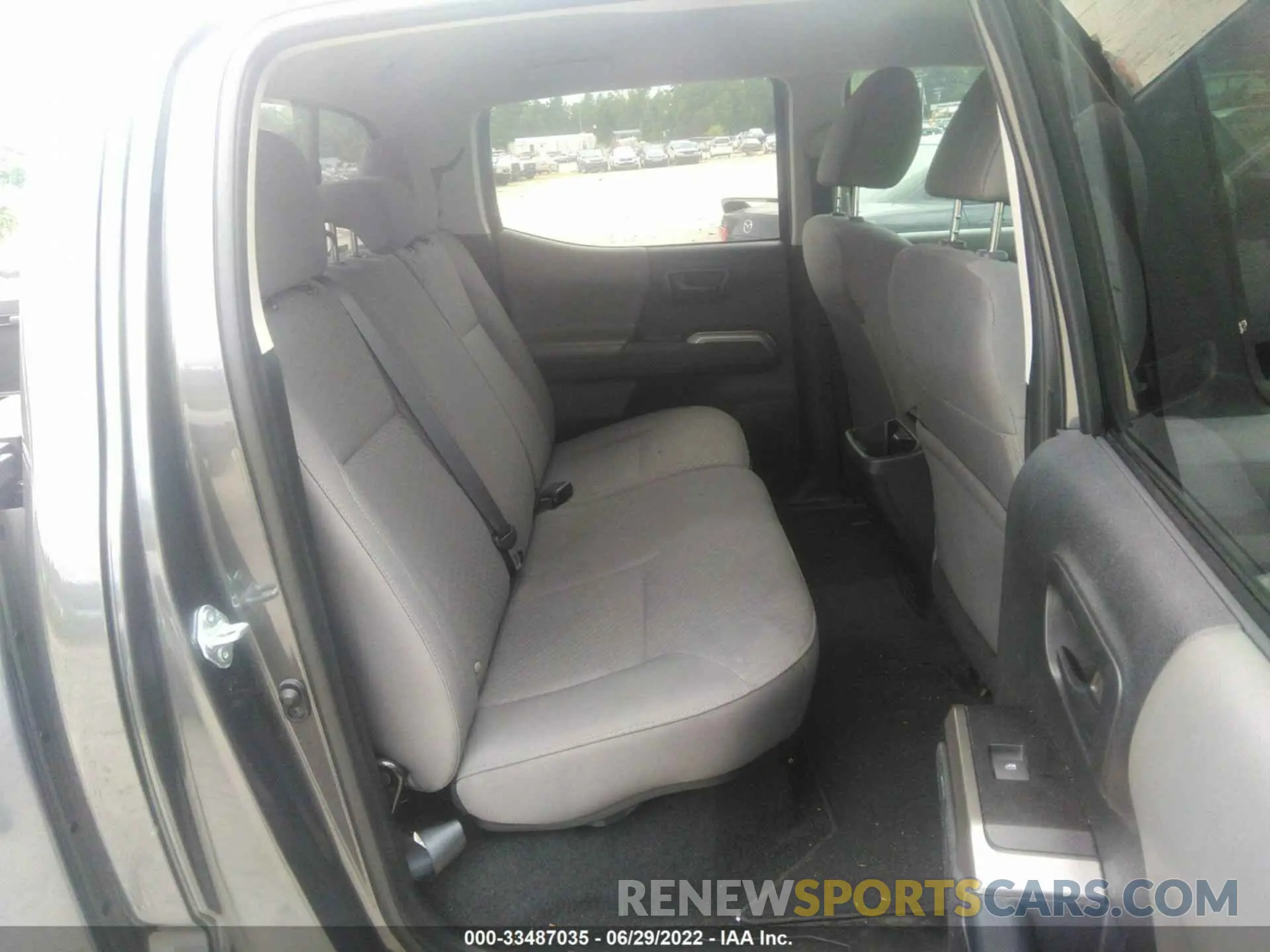 8 fotografías del automóvil dañado 3TYAX5GN8MT016193 TOYOTA TACOMA 2WD 2021