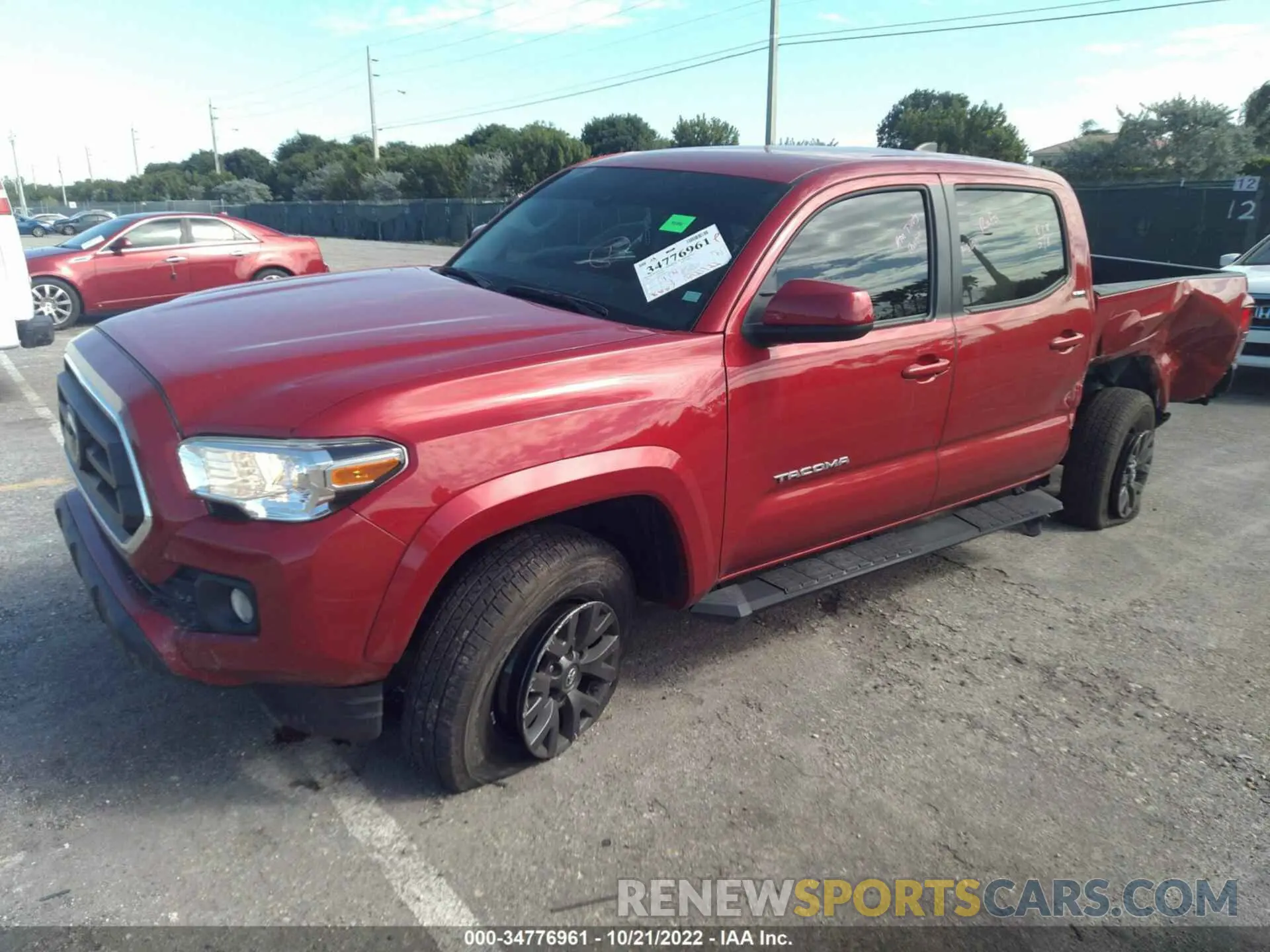 2 fotografías del automóvil dañado 5TFAX5GN6MX188969 TOYOTA TACOMA 2WD 2021