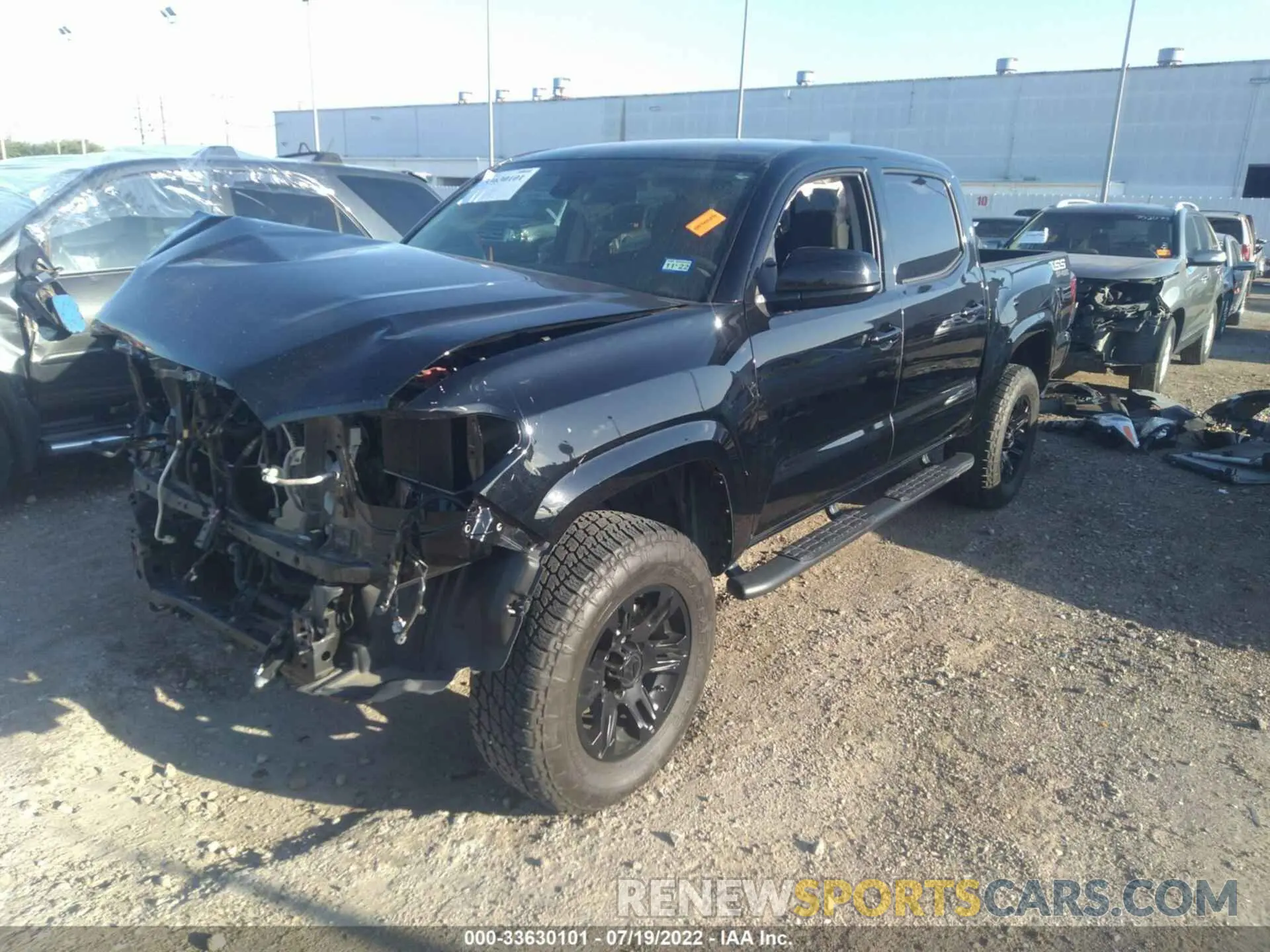2 fotografías del automóvil dañado 5TFAX5GN8MX191419 TOYOTA TACOMA 2WD 2021