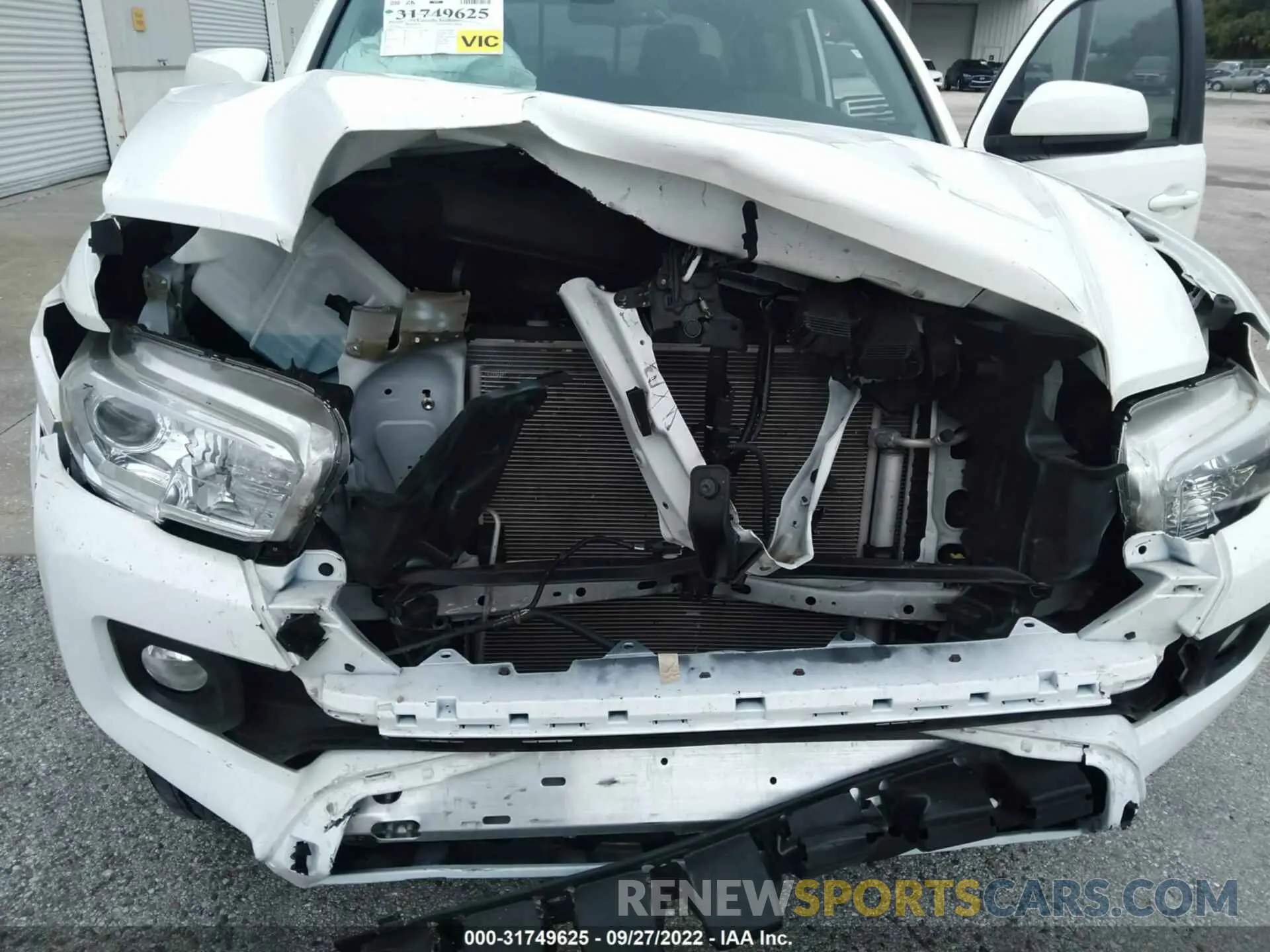 6 fotografías del automóvil dañado 5TFAZ5CN9MX099770 TOYOTA TACOMA 2WD 2021