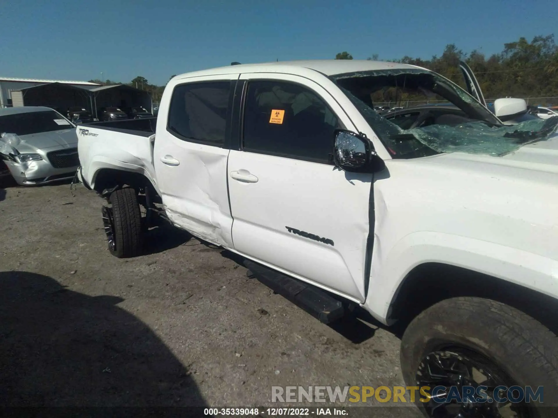 6 fotografías del automóvil dañado 5TFAZ5CN9MX103753 TOYOTA TACOMA 2WD 2021