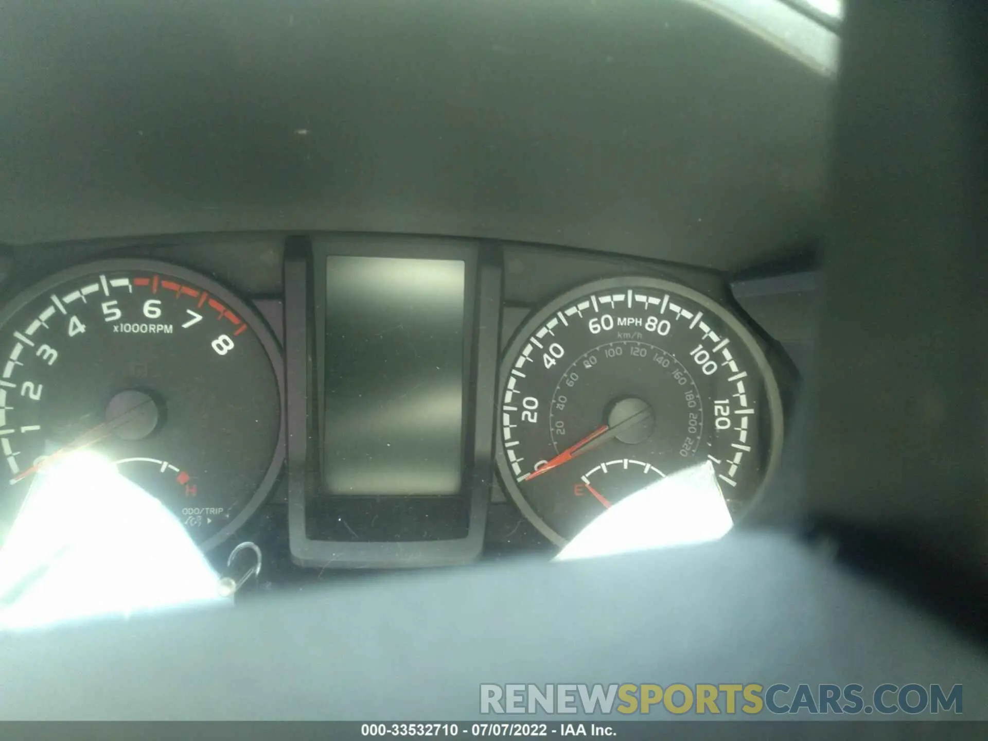 7 fotografías del automóvil dañado 3TYAX5GN8NT058140 TOYOTA TACOMA 2WD 2022