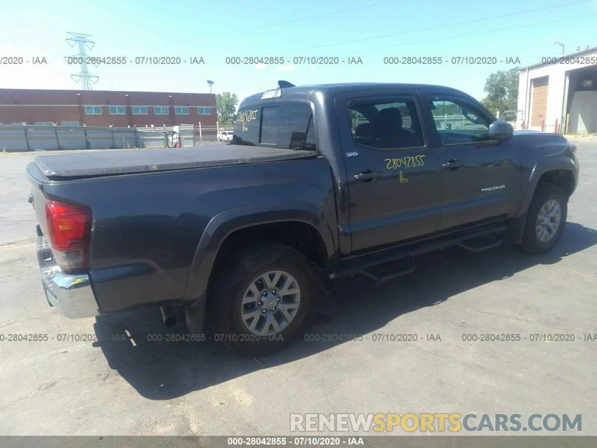 4 fotografías del automóvil dañado 3TMCZ5AN0KM205327 TOYOTA TACOMA 4WD 2019