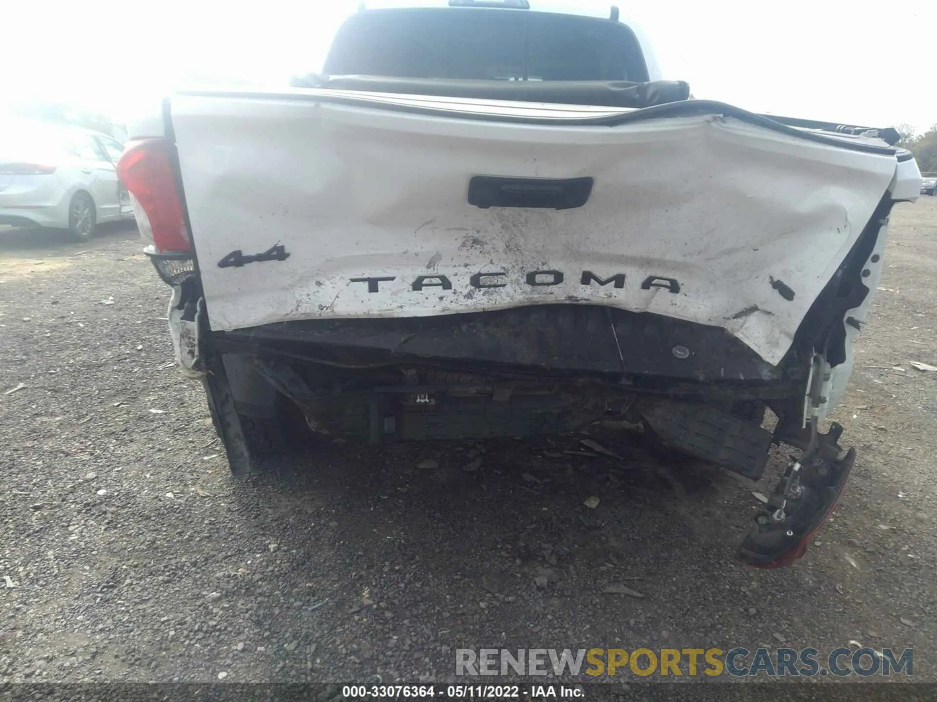6 fotografías del automóvil dañado 3TMCZ5AN0KM285180 TOYOTA TACOMA 4WD 2019