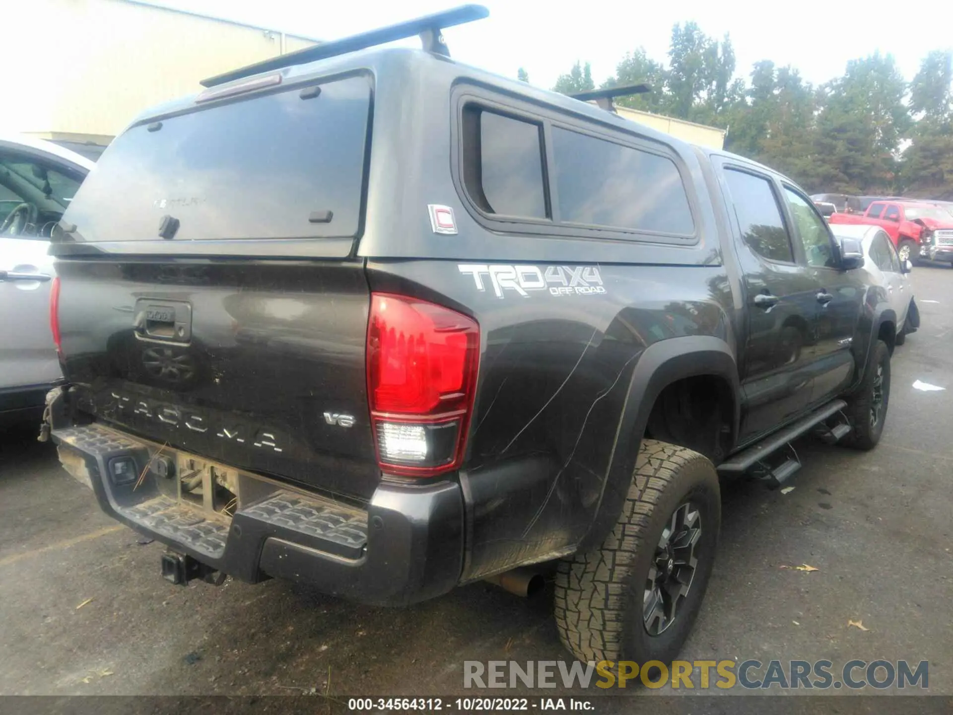 4 fotografías del automóvil dañado 3TMCZ5AN2KM207273 TOYOTA TACOMA 4WD 2019