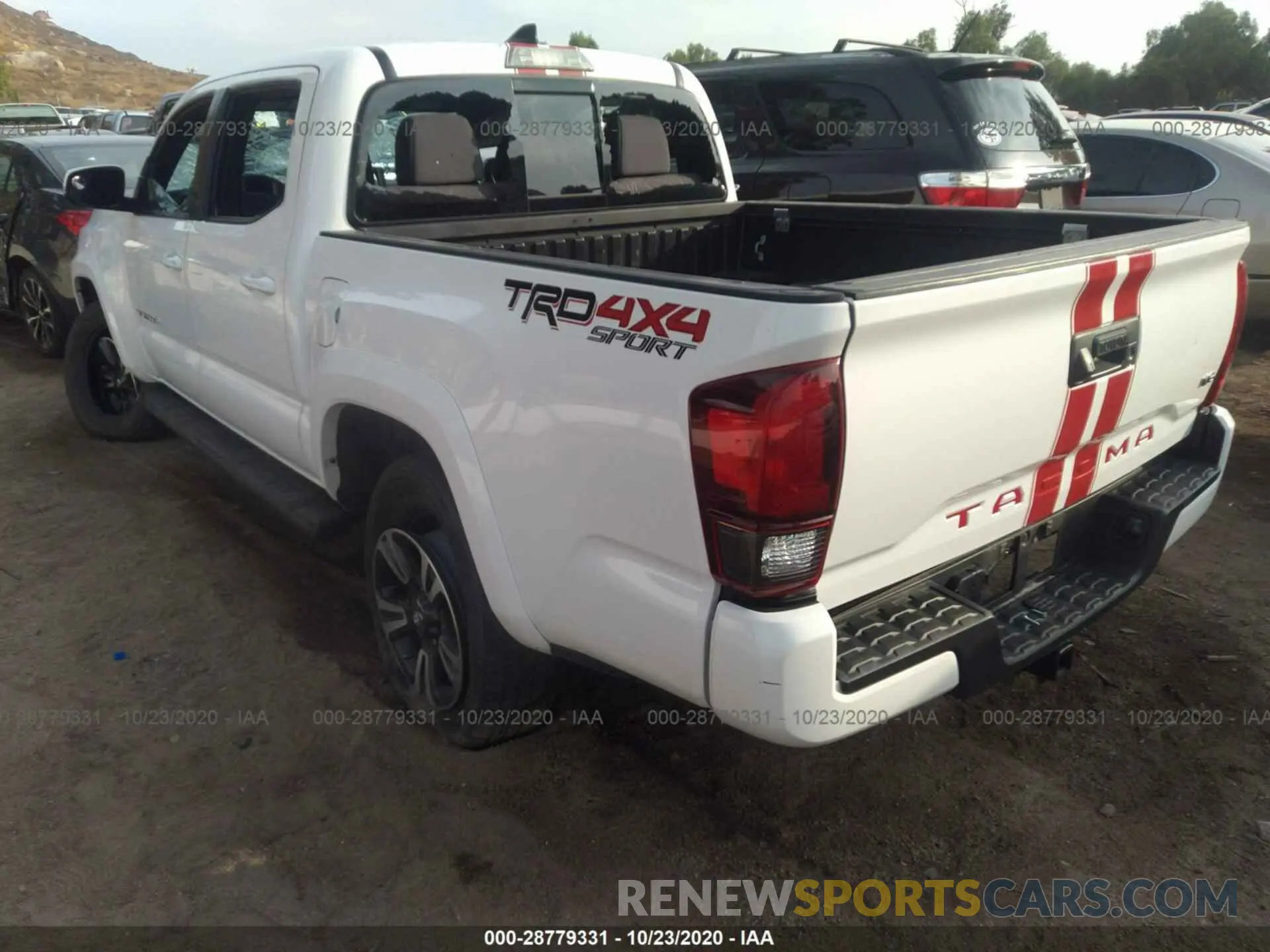 3 fotografías del automóvil dañado 3TMCZ5AN2KM248986 TOYOTA TACOMA 4WD 2019