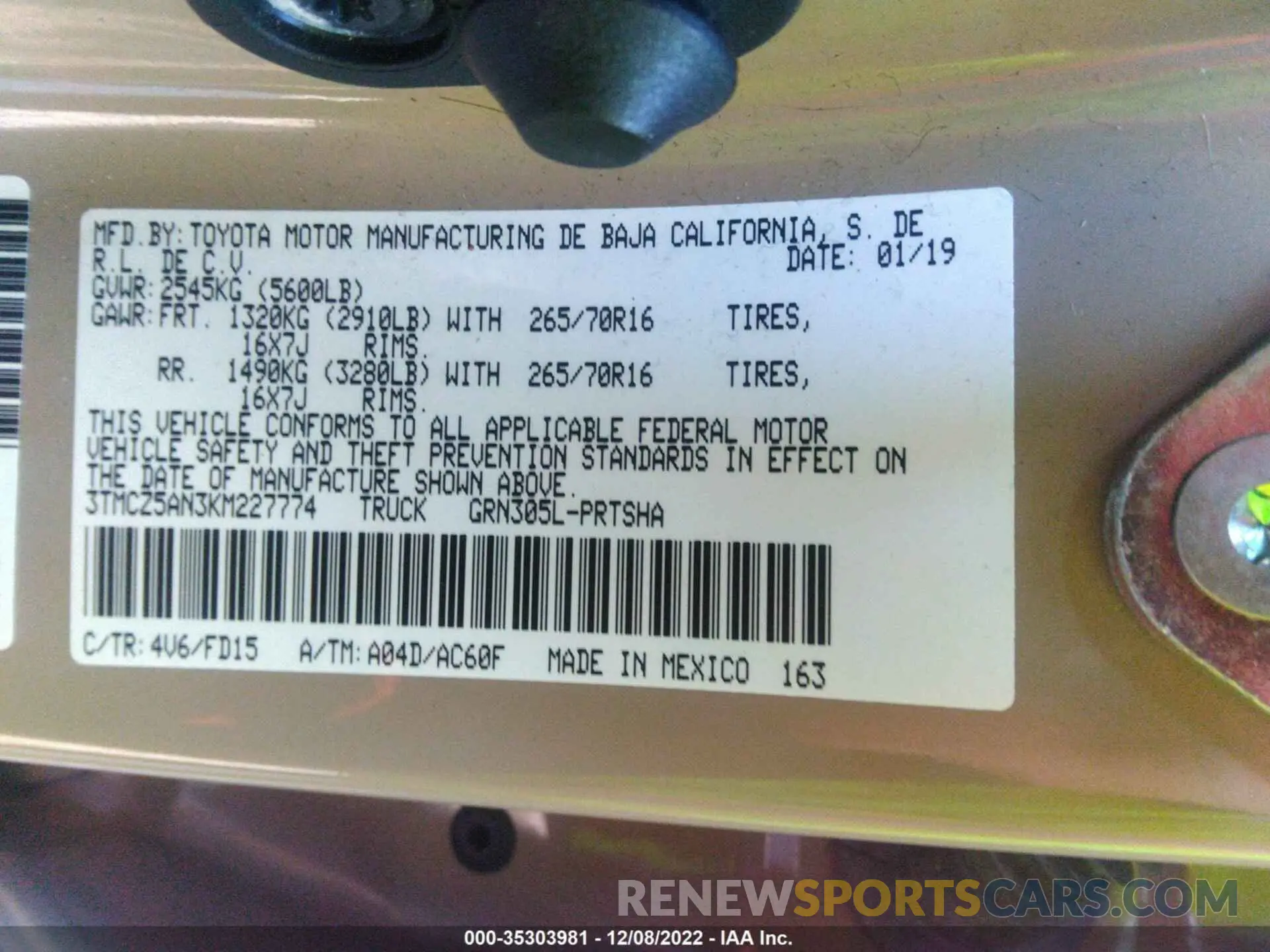 9 fotografías del automóvil dañado 3TMCZ5AN3KM227774 TOYOTA TACOMA 4WD 2019