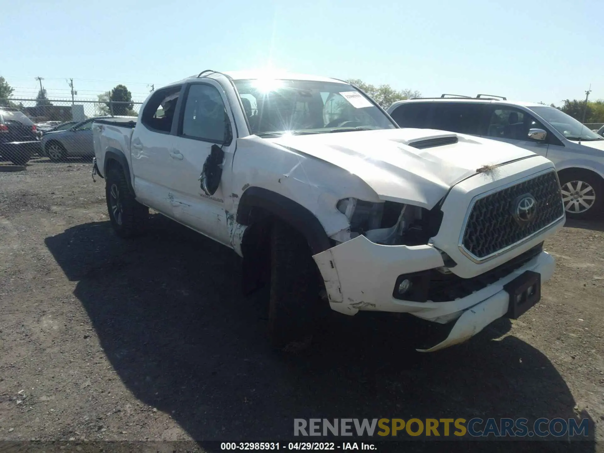 1 fotografías del automóvil dañado 3TMCZ5AN7KM247221 TOYOTA TACOMA 4WD 2019