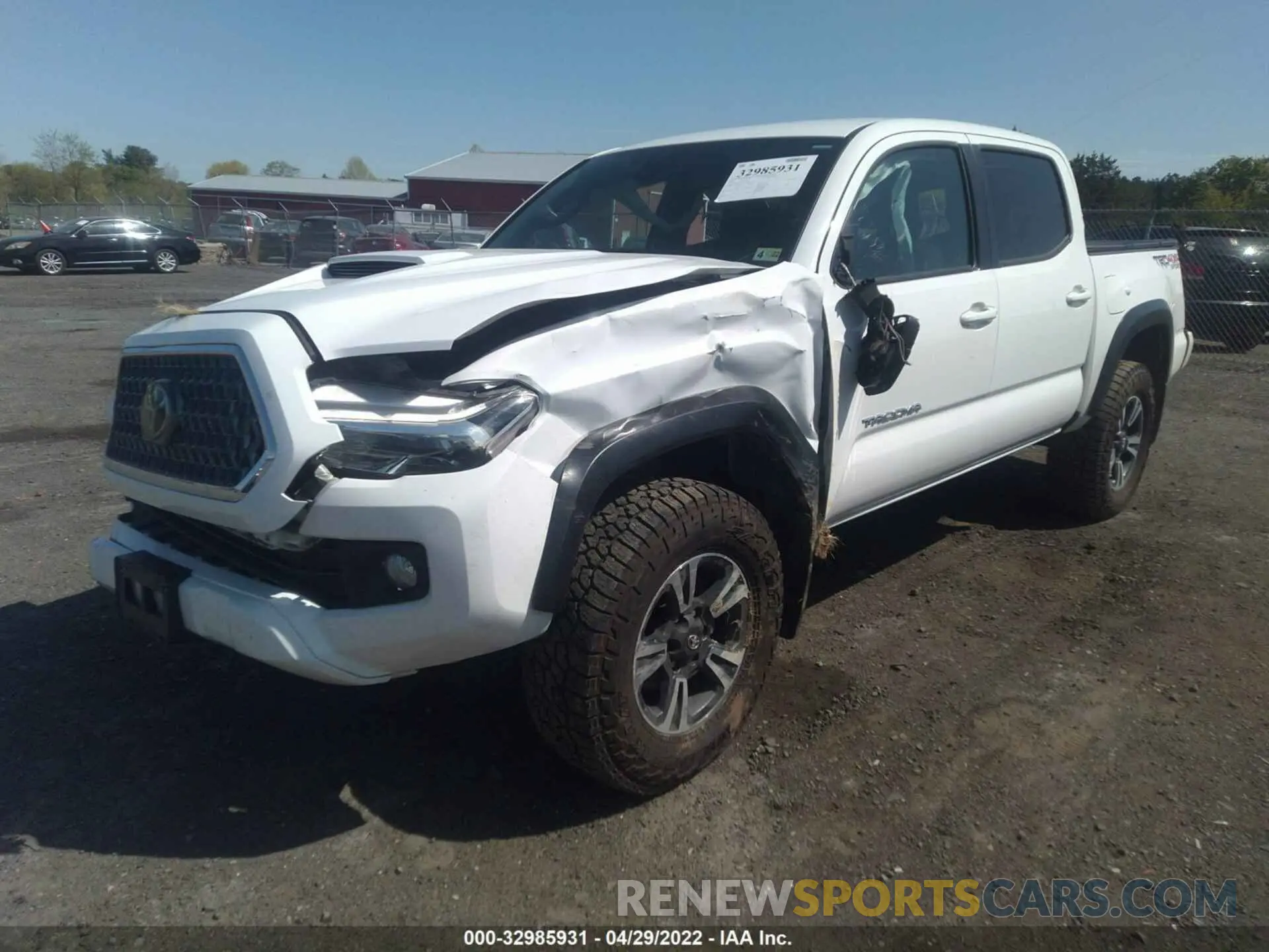 2 fotografías del automóvil dañado 3TMCZ5AN7KM247221 TOYOTA TACOMA 4WD 2019