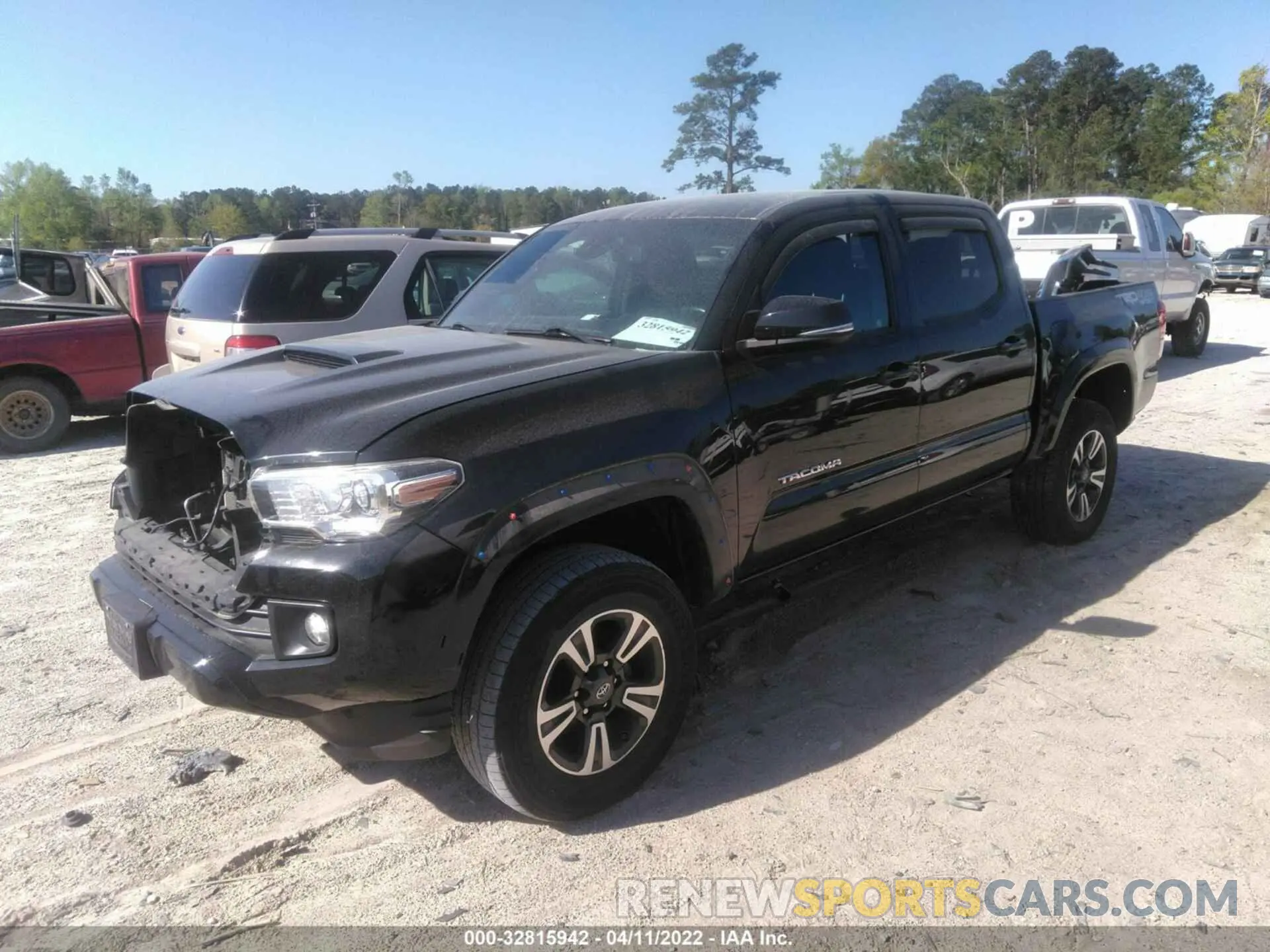 2 fotografías del automóvil dañado 3TMCZ5AN8KM197316 TOYOTA TACOMA 4WD 2019