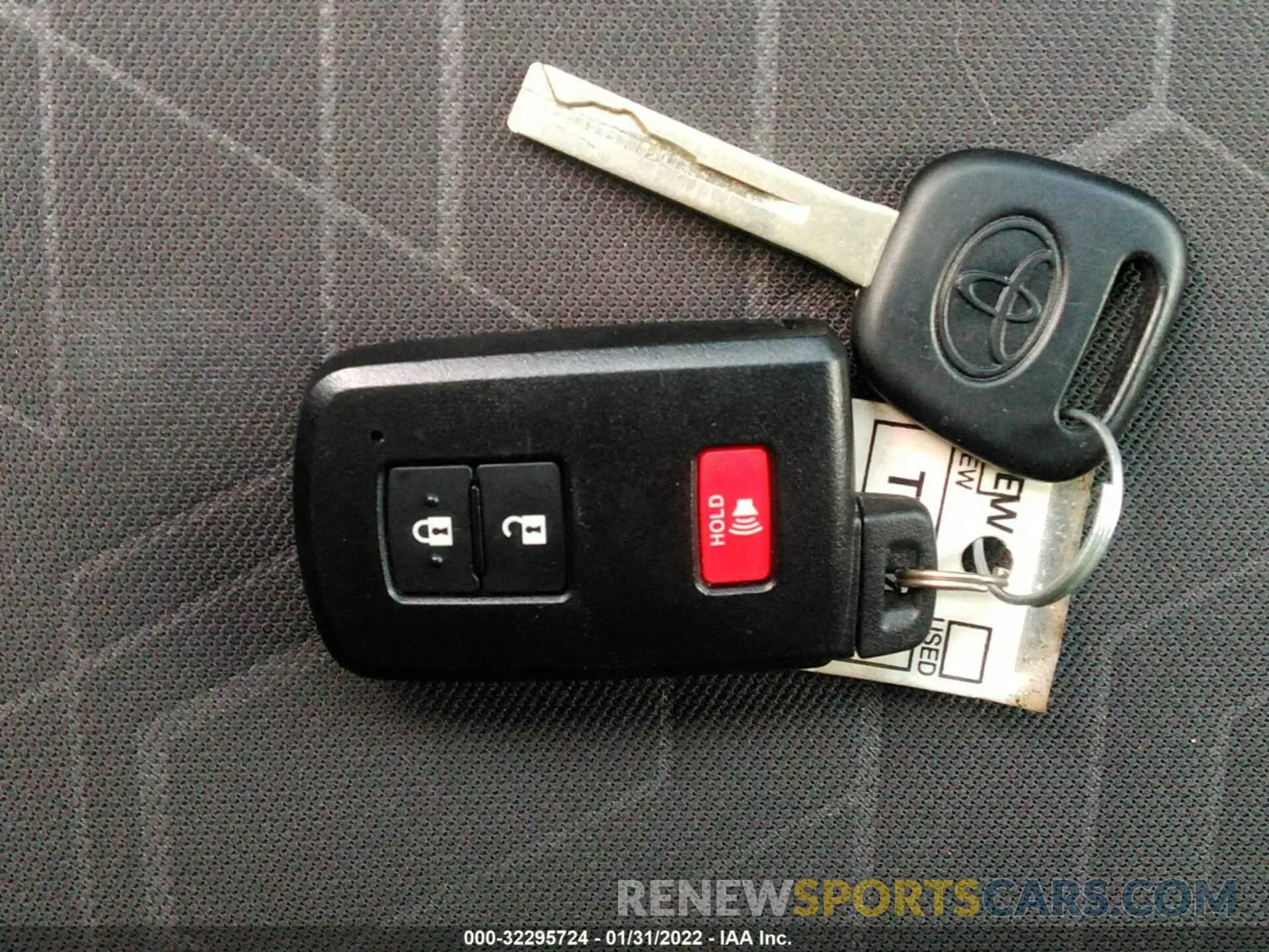 11 fotografías del automóvil dañado 3TMCZ5AN8KM209917 TOYOTA TACOMA 4WD 2019