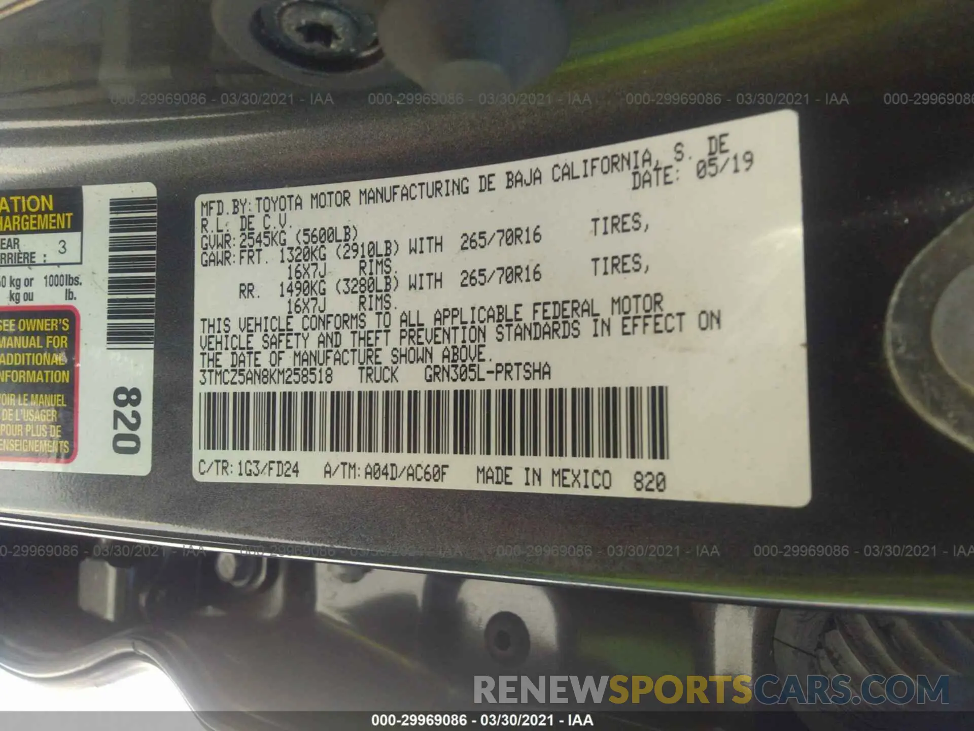 9 fotografías del automóvil dañado 3TMCZ5AN8KM258518 TOYOTA TACOMA 4WD 2019