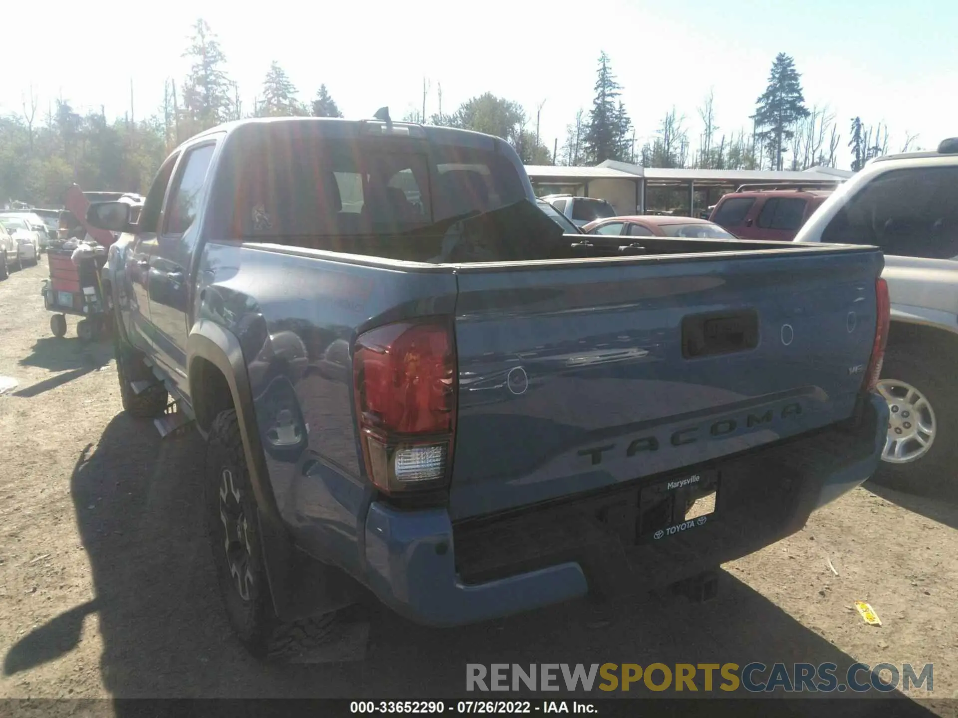 3 fotografías del automóvil dañado 3TMCZ5AN9KM270970 TOYOTA TACOMA 4WD 2019