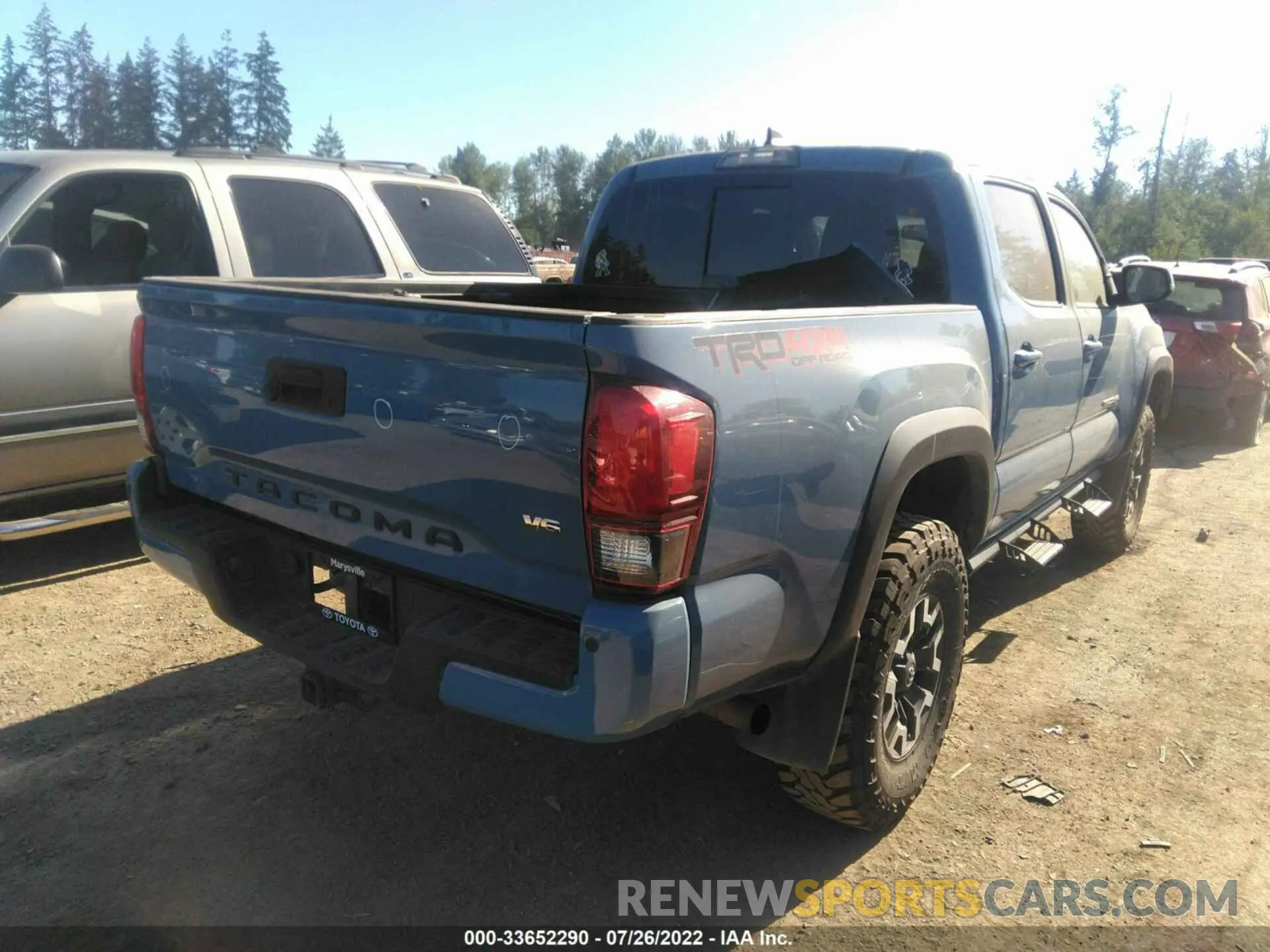 4 fotografías del automóvil dañado 3TMCZ5AN9KM270970 TOYOTA TACOMA 4WD 2019
