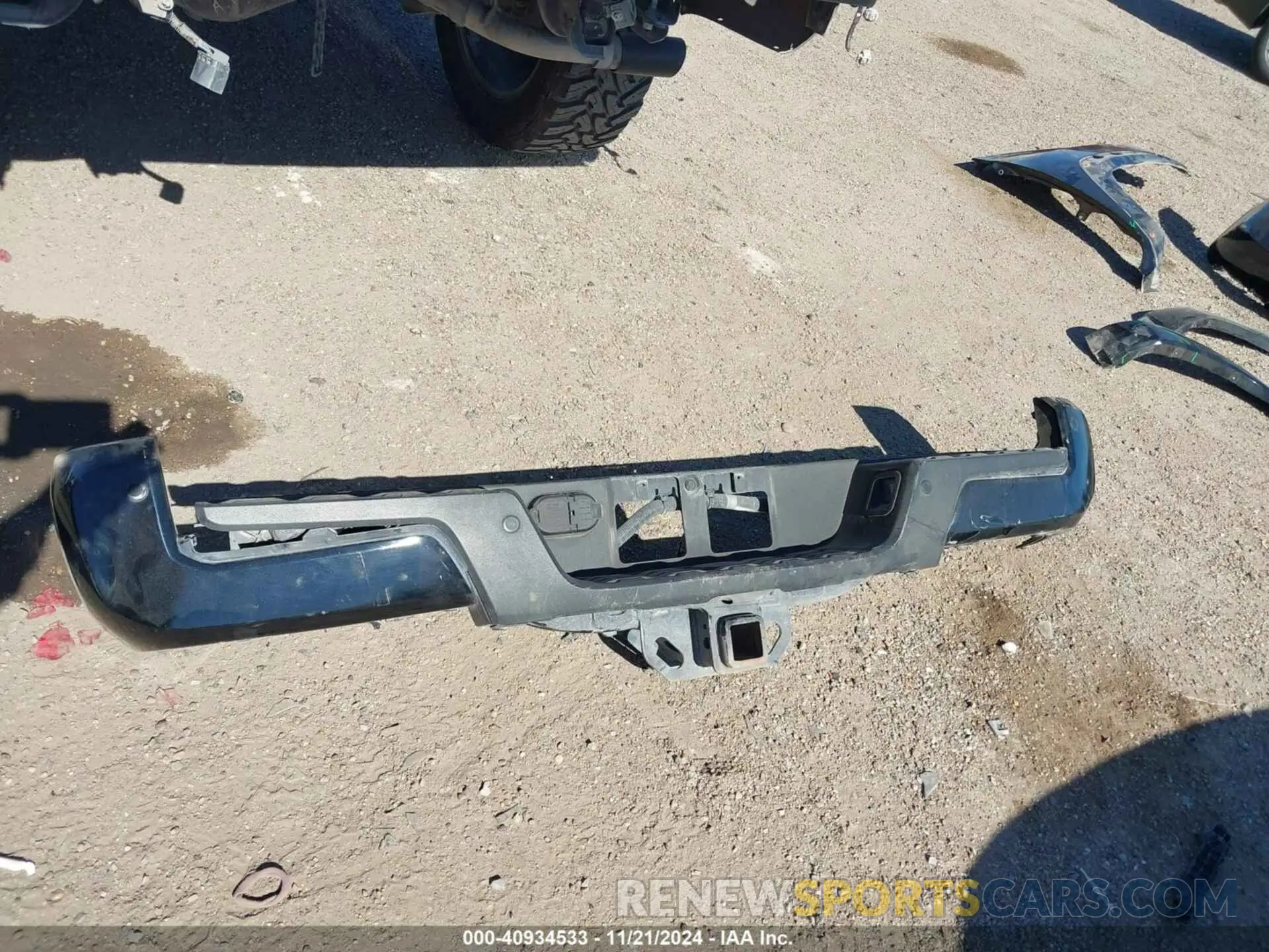 12 fotografías del automóvil dañado 3TMCZ5ANXKM230168 TOYOTA TACOMA 4WD 2019