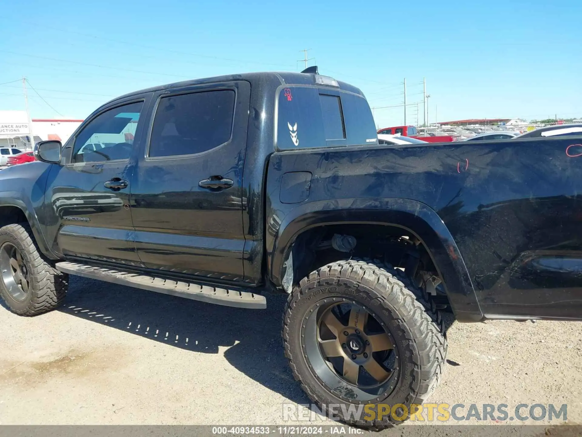 15 fotografías del automóvil dañado 3TMCZ5ANXKM230168 TOYOTA TACOMA 4WD 2019