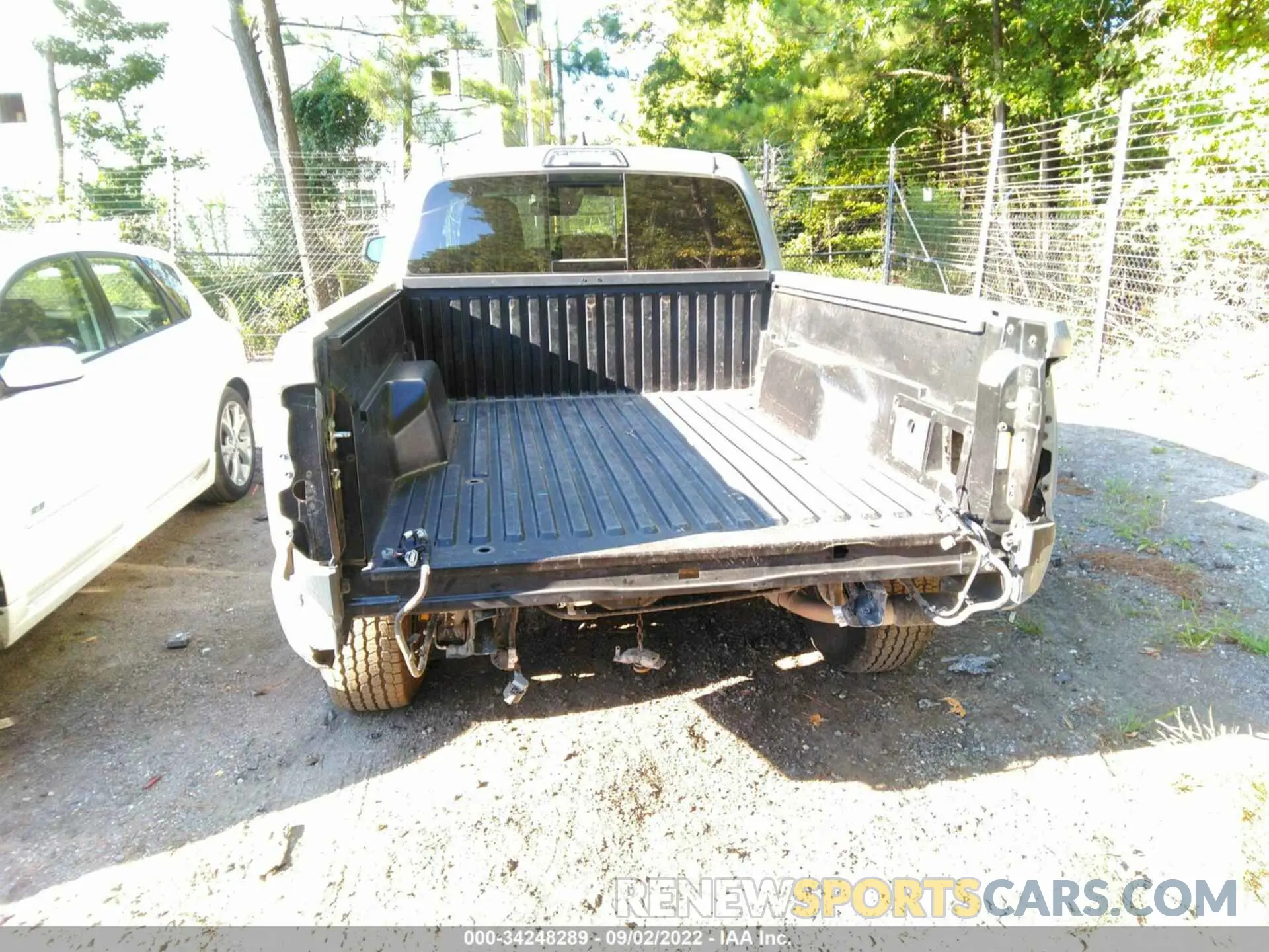 6 fotografías del automóvil dañado 3TMDZ5BN8KM071265 TOYOTA TACOMA 4WD 2019