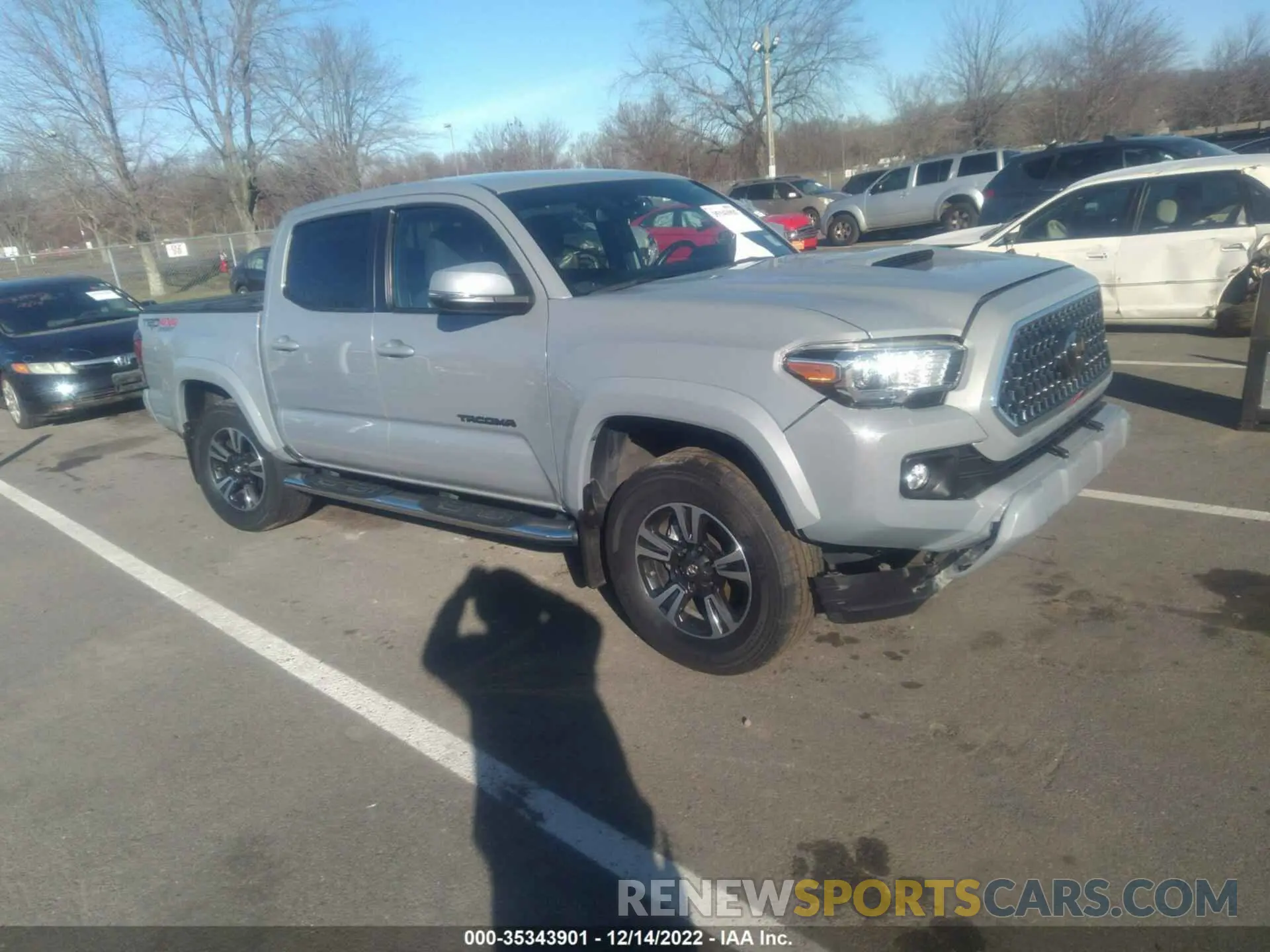 1 fotografías del automóvil dañado 5TFCZ5AN4KX188896 TOYOTA TACOMA 4WD 2019