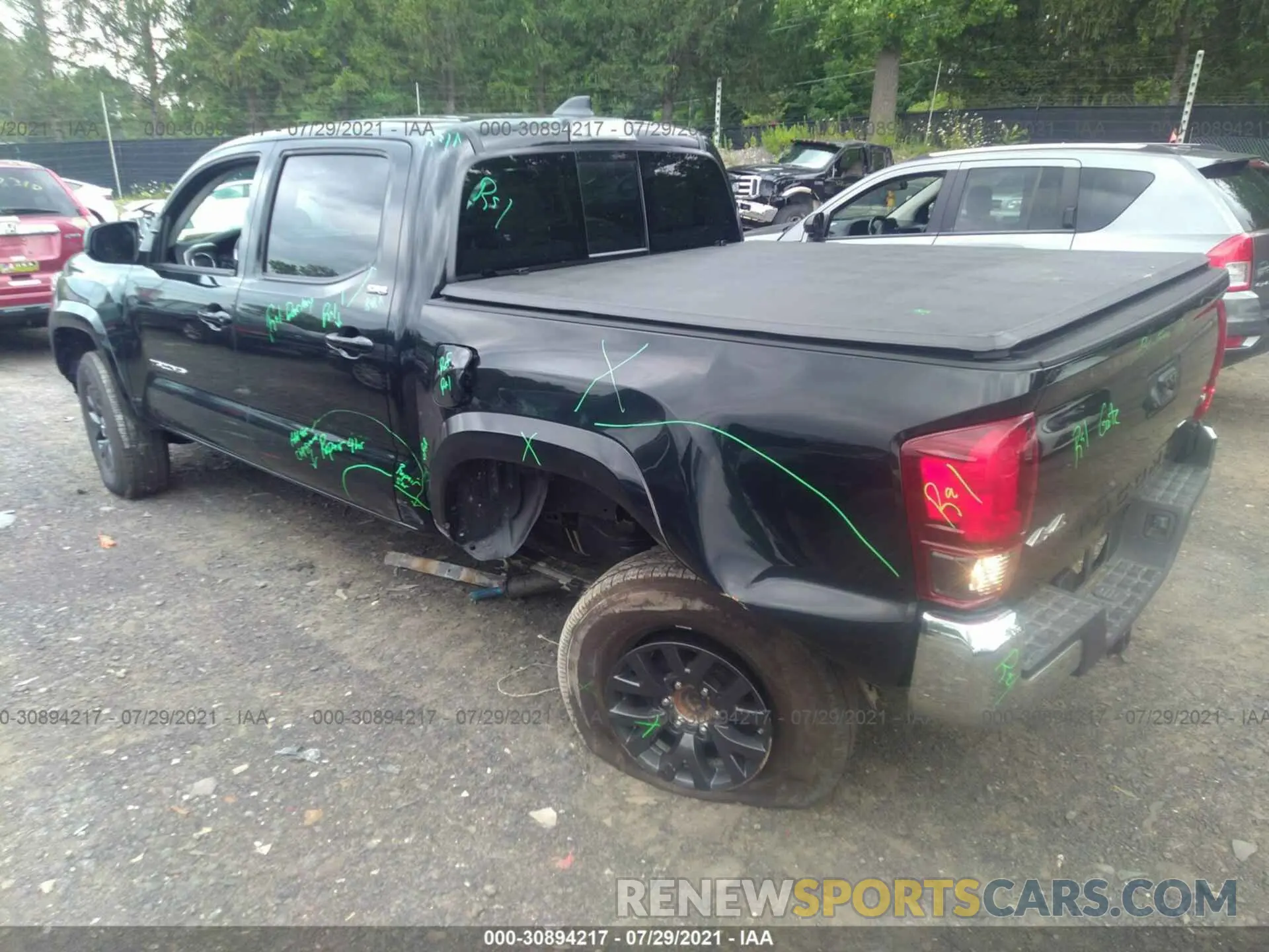 3 fotografías del automóvil dañado 3TMCZ5AN0LM364317 TOYOTA TACOMA 4WD 2020
