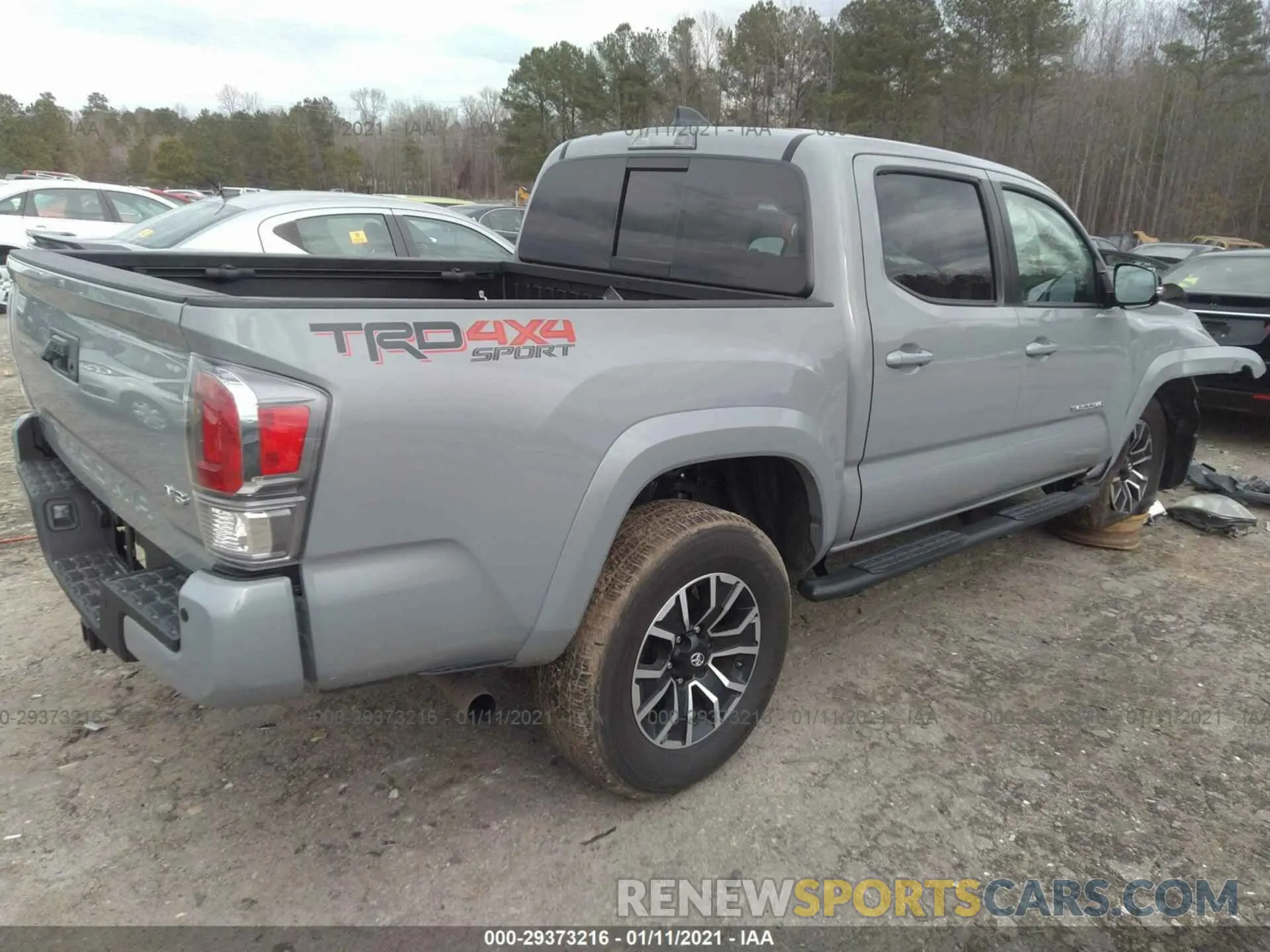 4 fotografías del automóvil dañado 3TMCZ5AN1LM349471 TOYOTA TACOMA 4WD 2020