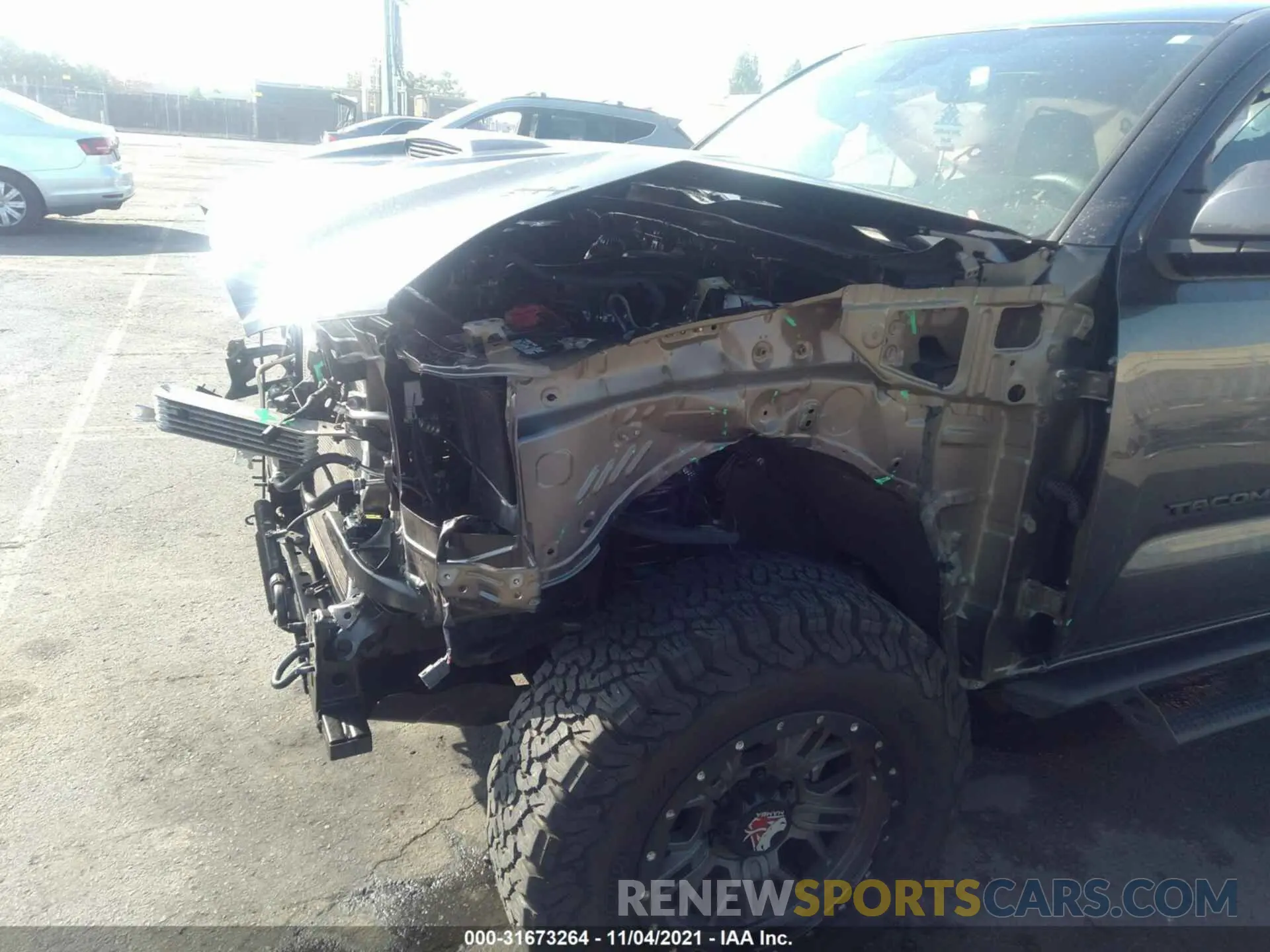 6 fotografías del automóvil dañado 3TMCZ5AN2LM296683 TOYOTA TACOMA 4WD 2020