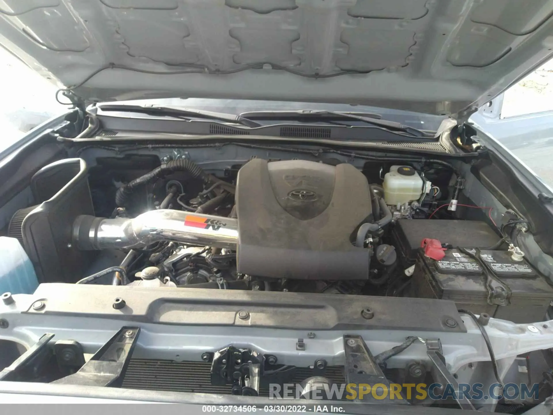 10 fotografías del automóvil dañado 3TMCZ5AN3LM330632 TOYOTA TACOMA 4WD 2020